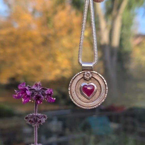 Anhänger Rubinherz rund zweiseitig 9.JPG