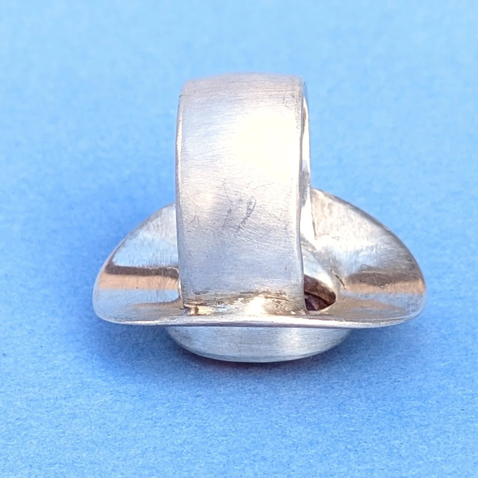 Cocktail Ring Mokume Cu Ag Himbeer Quarz Ringschiene.jpg