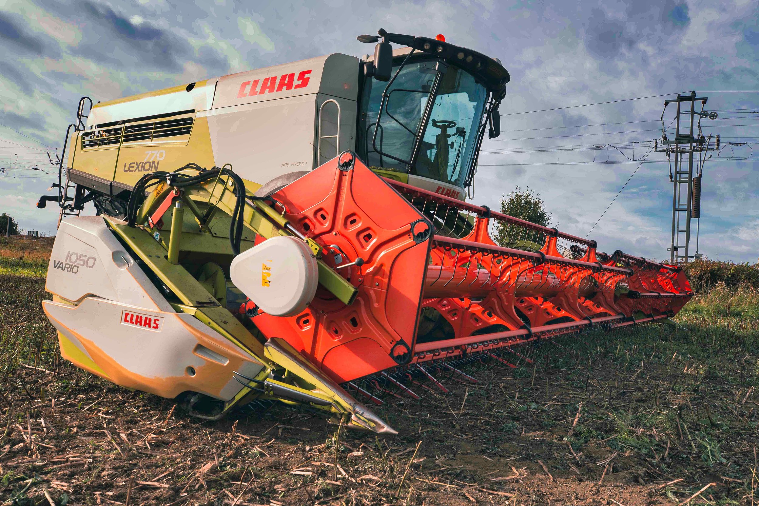 LRSideAngleHarvester-0672.jpg