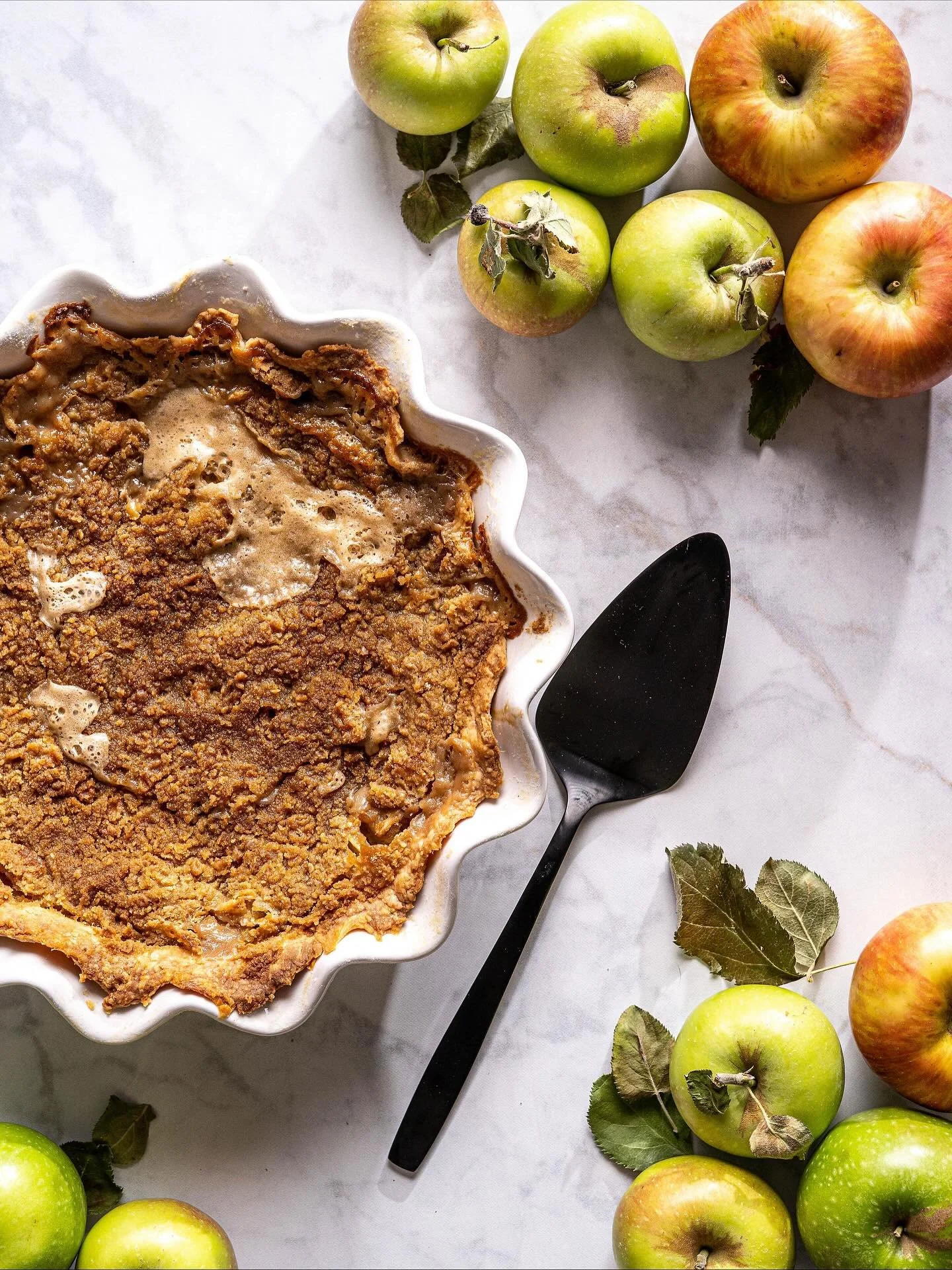 "Happiness is homemade" (pie)! 🍰

My Thanksgiving pies are all spoken for, but I've got plenty of availability leading up to the holiday. Perfect for Friends-giving, dinner parties, or just a delicious treat! DM or email to place your orde