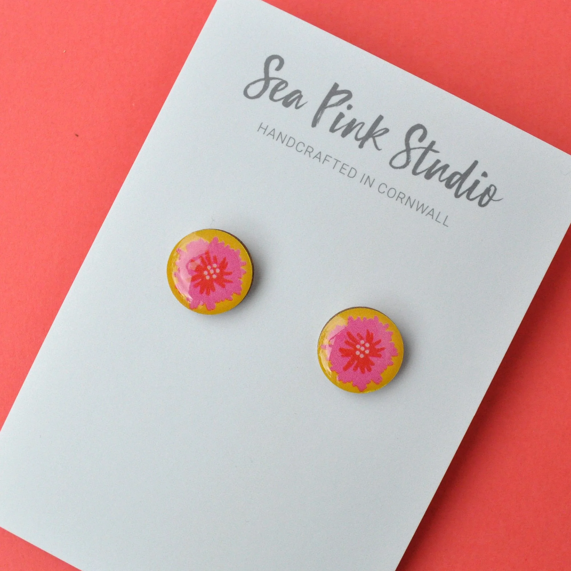 MiniFloral_Yellow_Stud1.jpg
