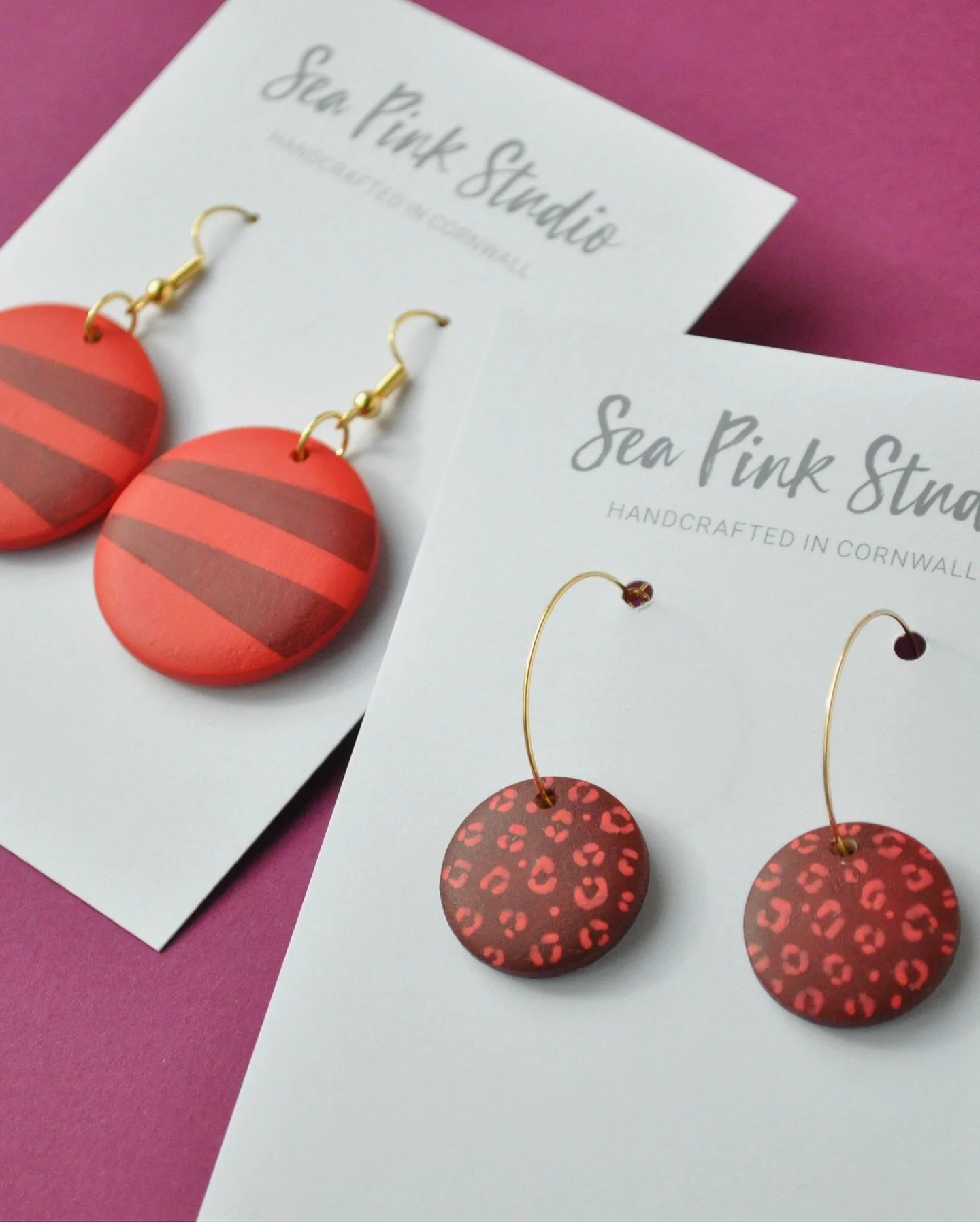 These deep cherry red and plum coloured flowers inspired me to create some lovely new colourways for my leopard hoops and striped earrings, perfect for autumn!

#seapinkstudio #colourpopearrings #colourpop #cherryred #redearrings #autumn #paintedearr
