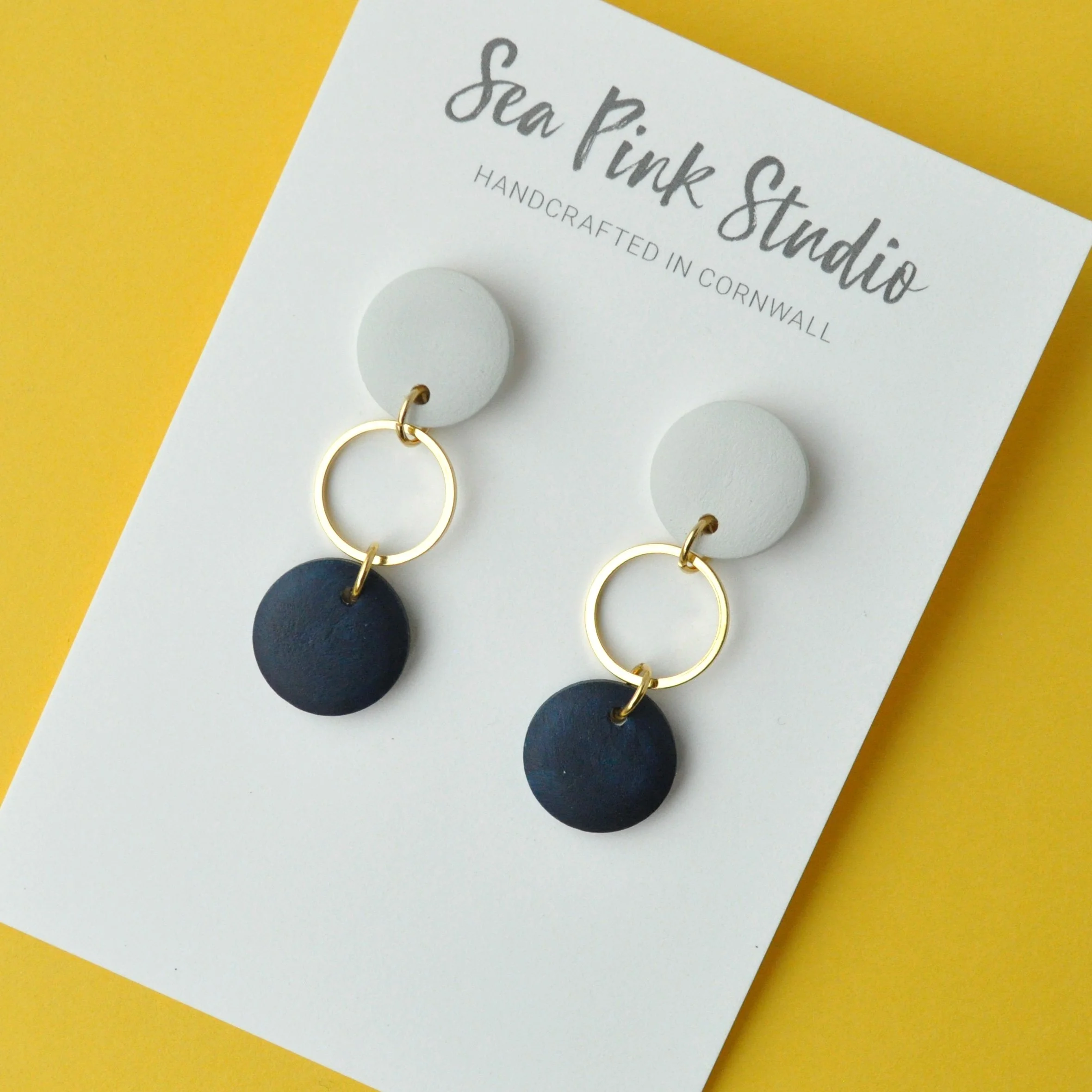 Trio_Earring_Navy1.jpg