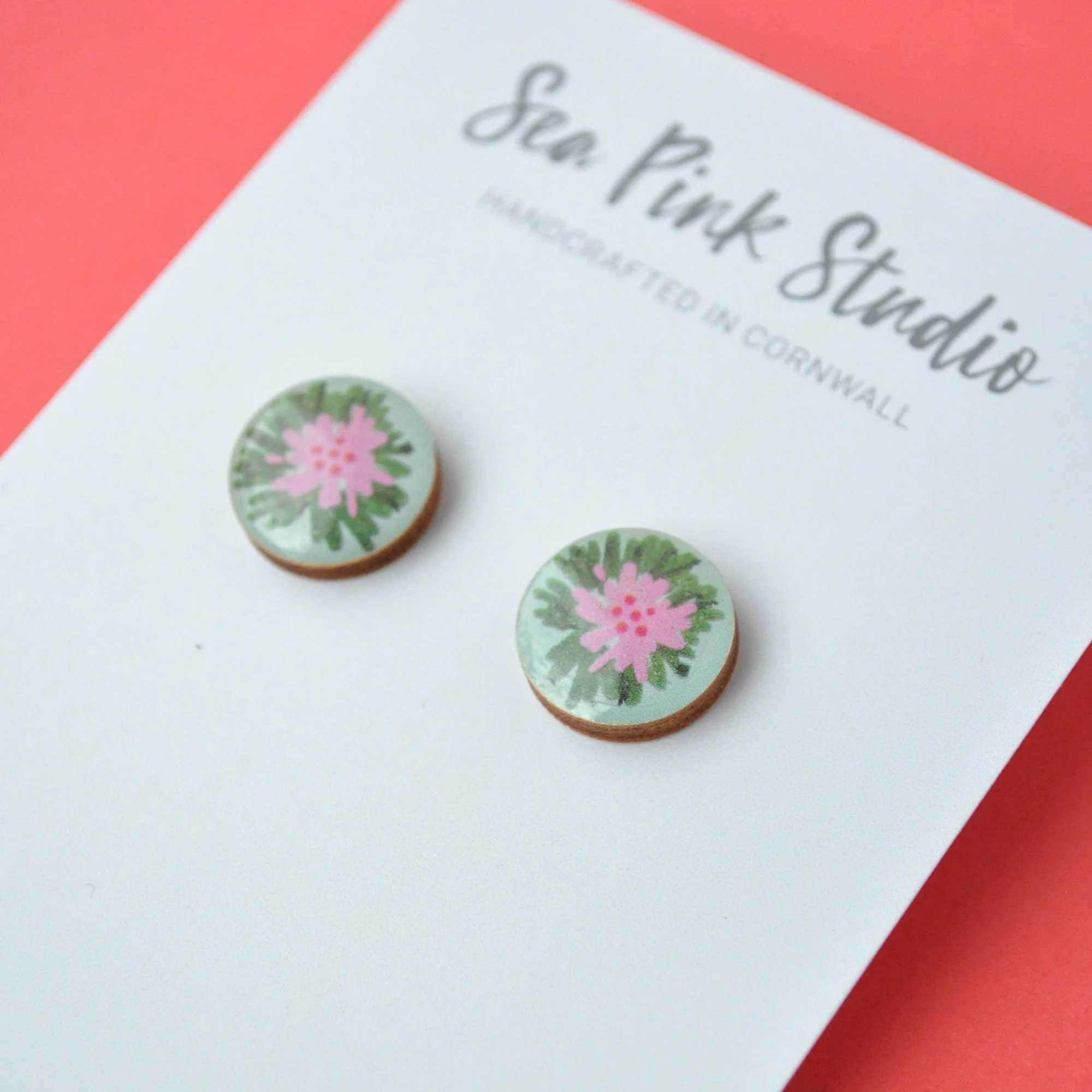 MiniFloral_Mint_Stud1.jpg