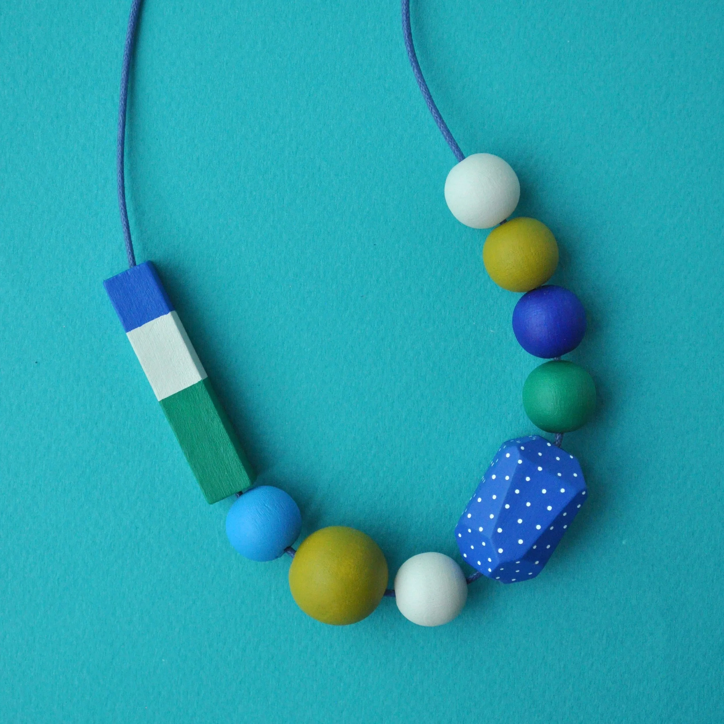Jewel_Necklace_Blues3.jpg