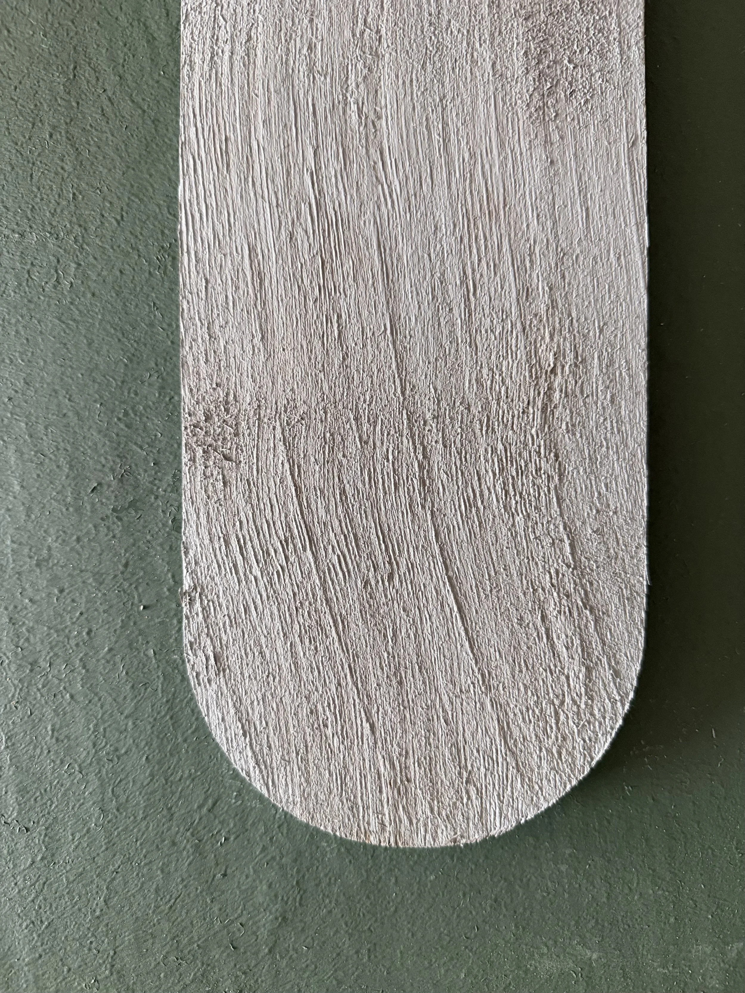 Western Red 18" Fancy Cut Primed Shingle- Round