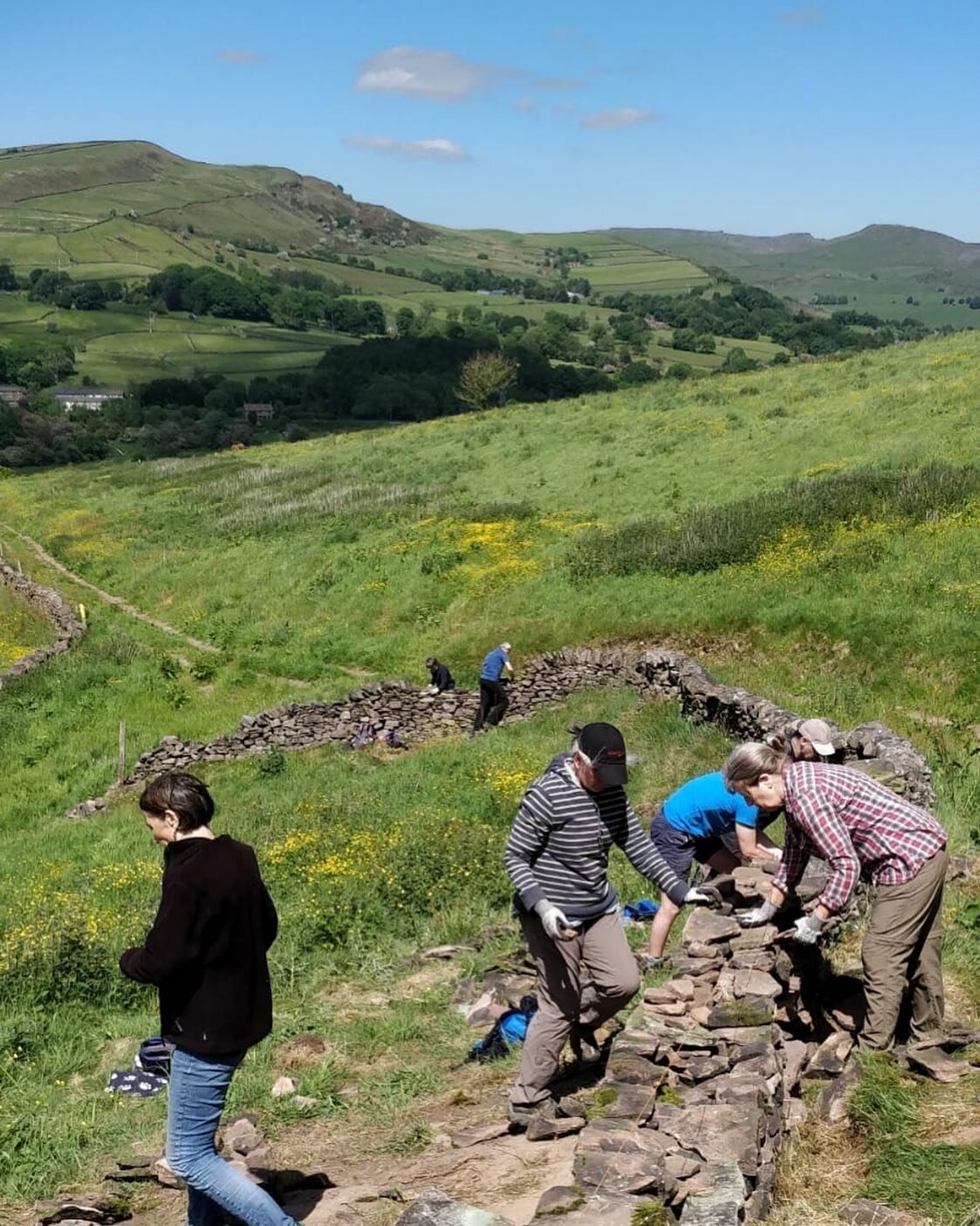 Many thanks to all of those who took part in Connor&rsquo;s dry stone walling tuition this weekend. Fantastic weather and instruction was had by all. Such events are great ways at marrying together a mixture of skills-training, camaraderie, and farmi