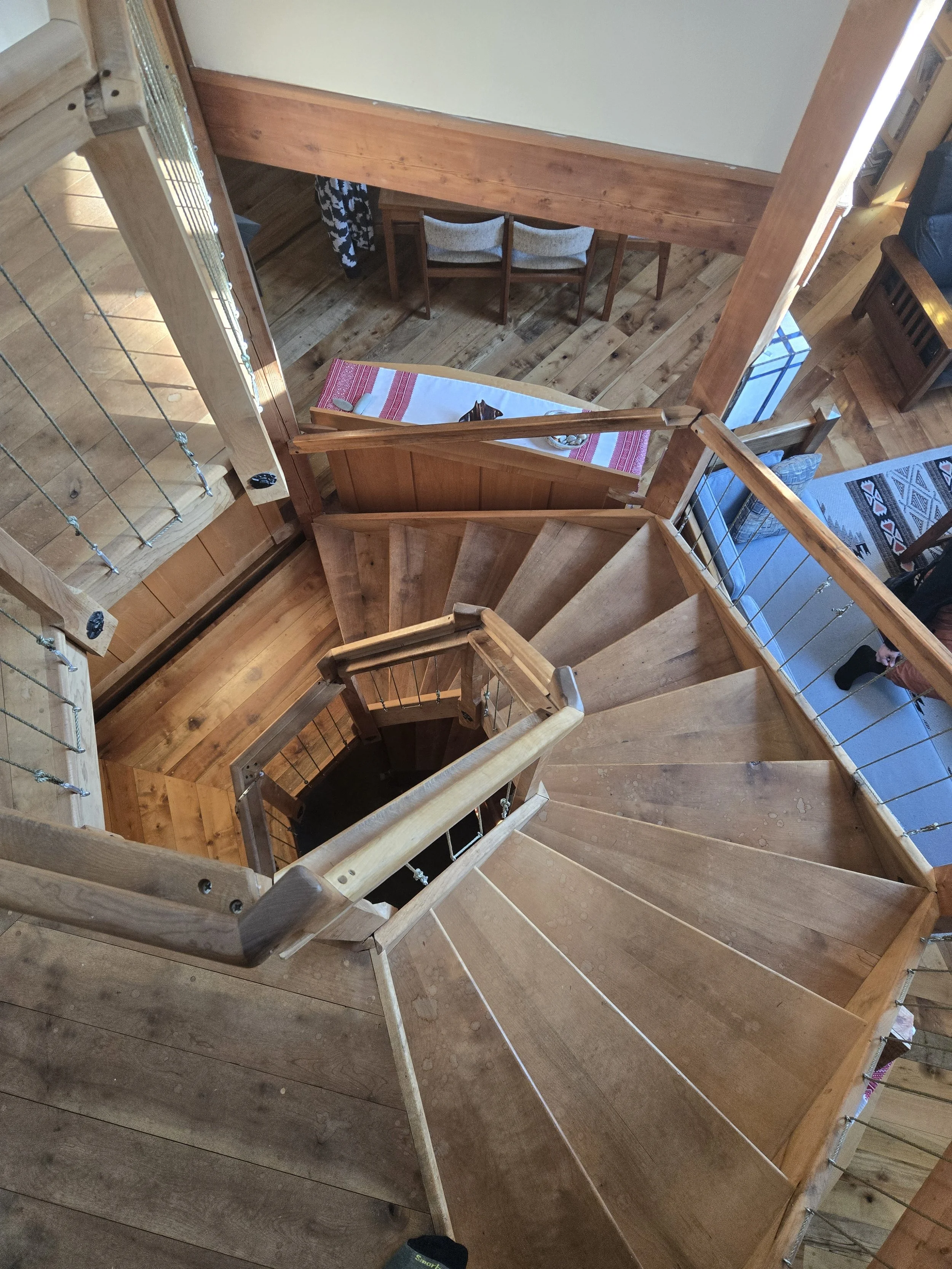 I would never build this way new, but I was happy to help fix this design up!
