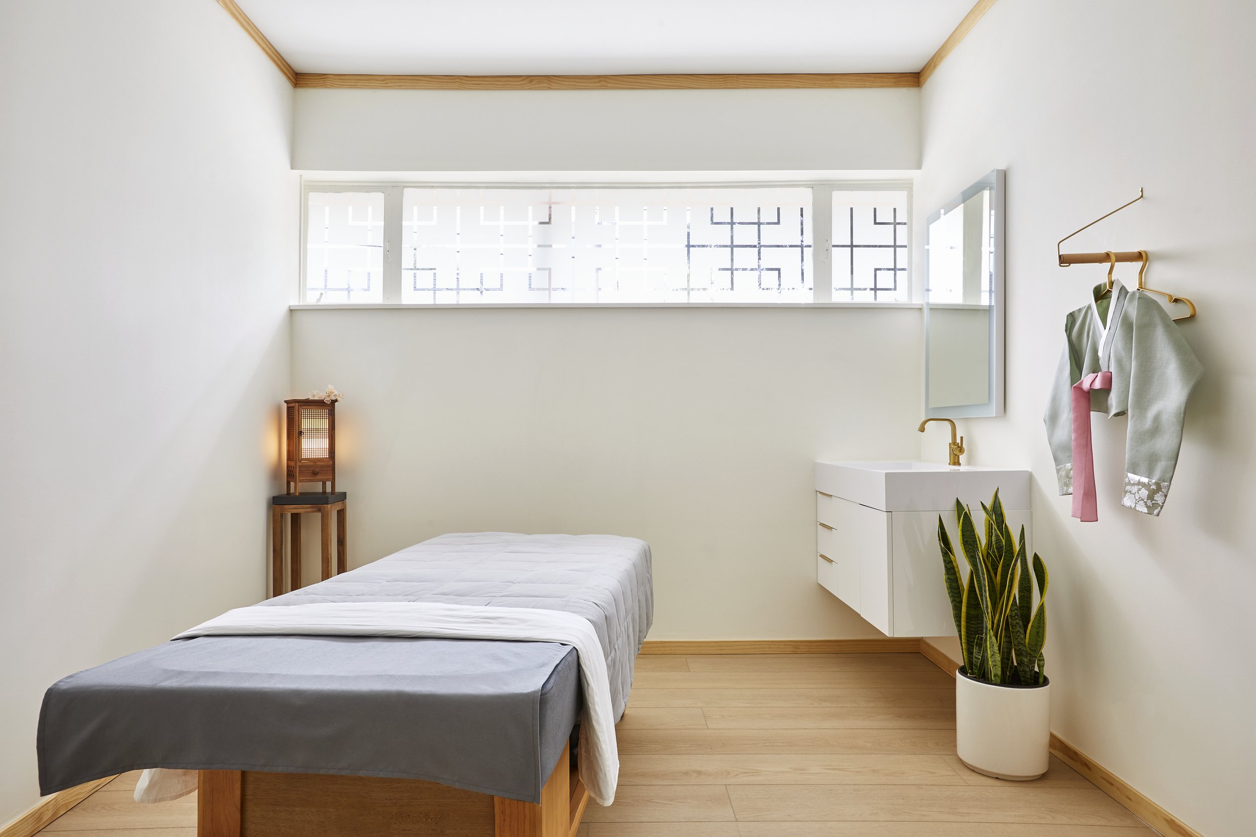 Hanok_Treatment-Room-3 r1.jpg