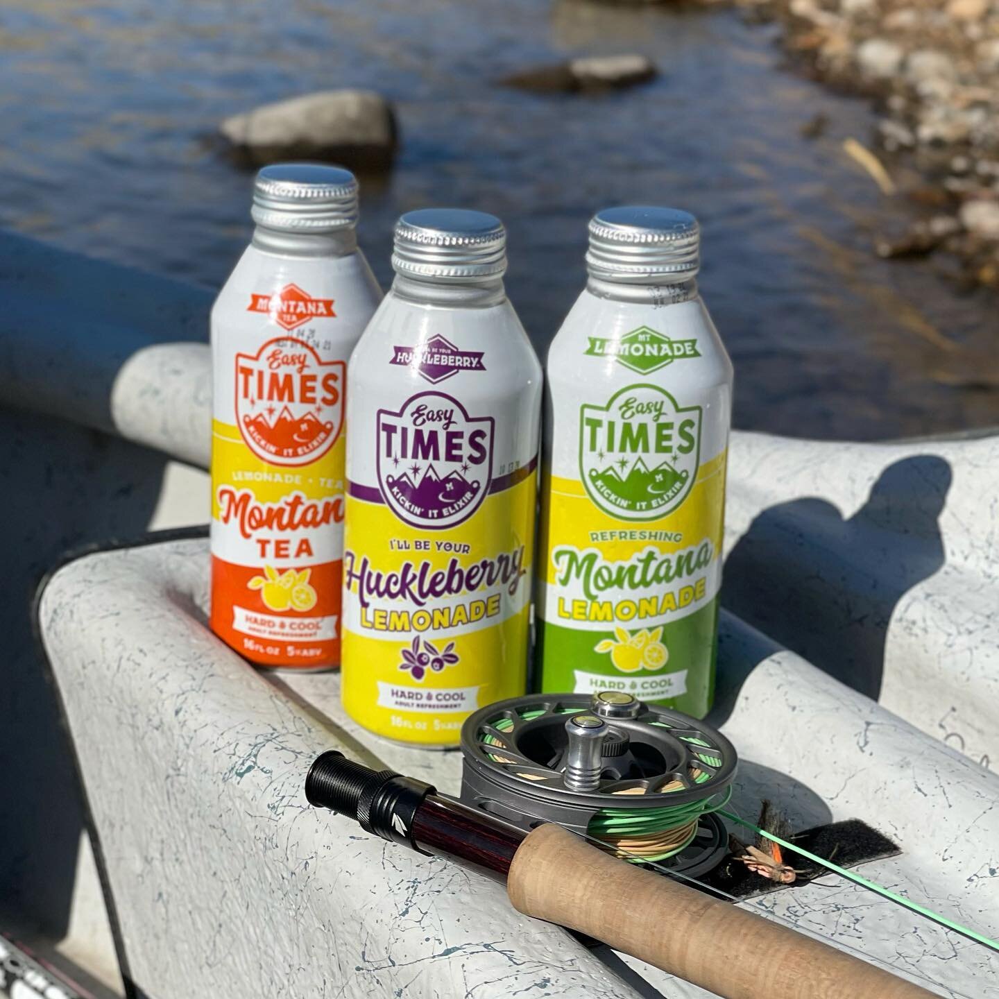 When the sun is out and the fishing slows down, you know what to grab out of the cooler! #drinkeasytimes

#illbeyourhuckleberry #lemonade #huckleberry #tea #montanatea #easytimes #kickinitelixer #flyfishing #driftboat #roboat  #drinklocal #montana #r