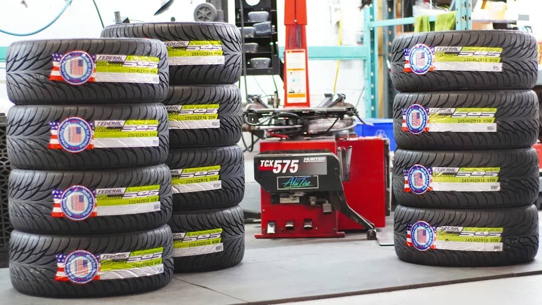 Looking for Federal tires? We've got you covered. -------------------------------------------------------------------------------------
Reach out to us through email, our Facebook page, call 416-291-2219 or DM us.
#AkiiTire #AkiiApproved #TireShop #T