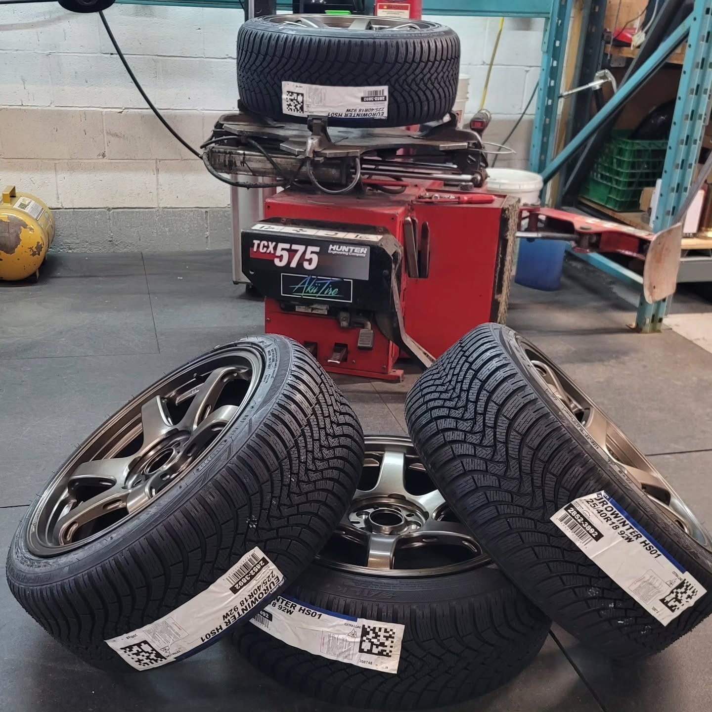 Getting ready for winter mounting up some Falken Eurowinter HS01s.
-------------------------------------------------------------------------------------
Looking for a quote? Send us an email or DM us.
#AkiiTire #AkiiApproved #TireShop #TireMountingSe