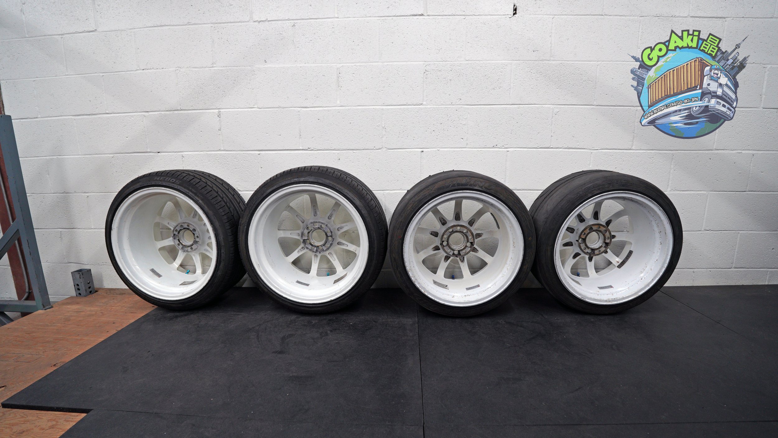 Work Xd9 Rally Work Emotion XD9 (Staggered Set) 17x9.5 +17 & 18x10.0 +18 (5x114.3 ...