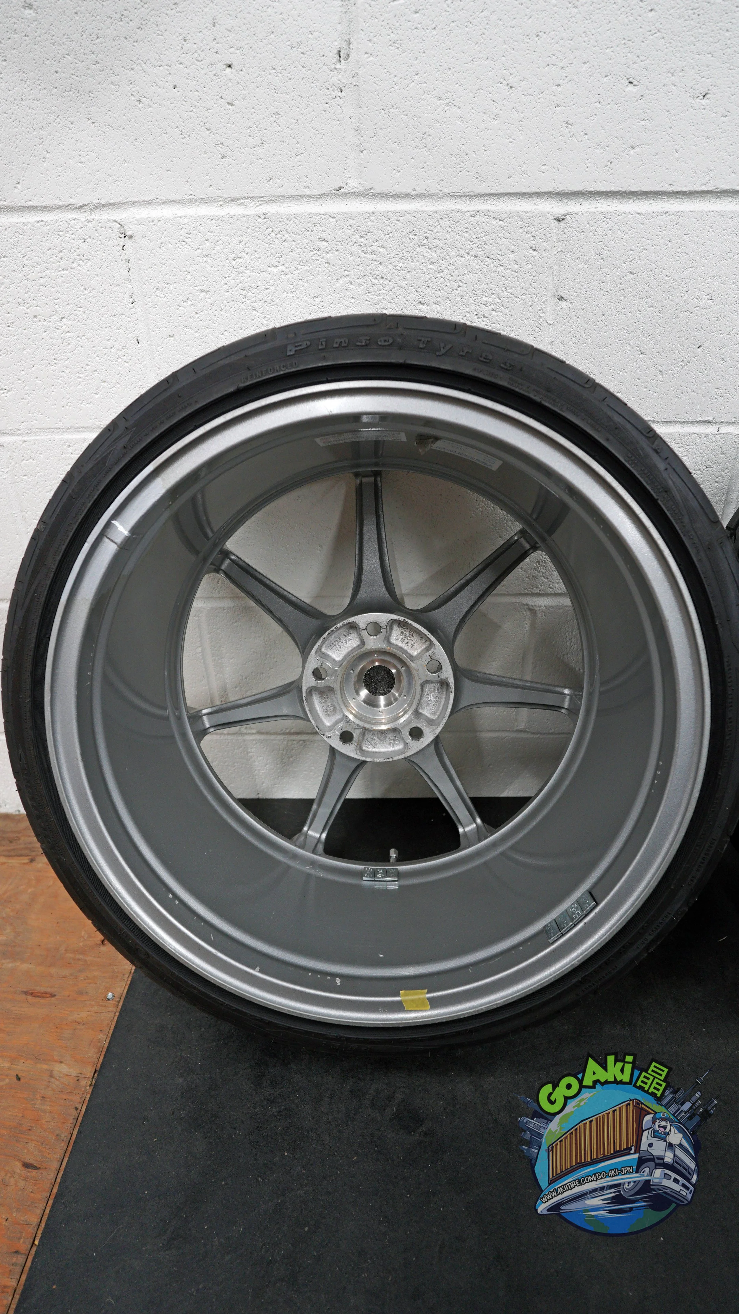 Yokohama AVS T7 Vertical(5).jpg