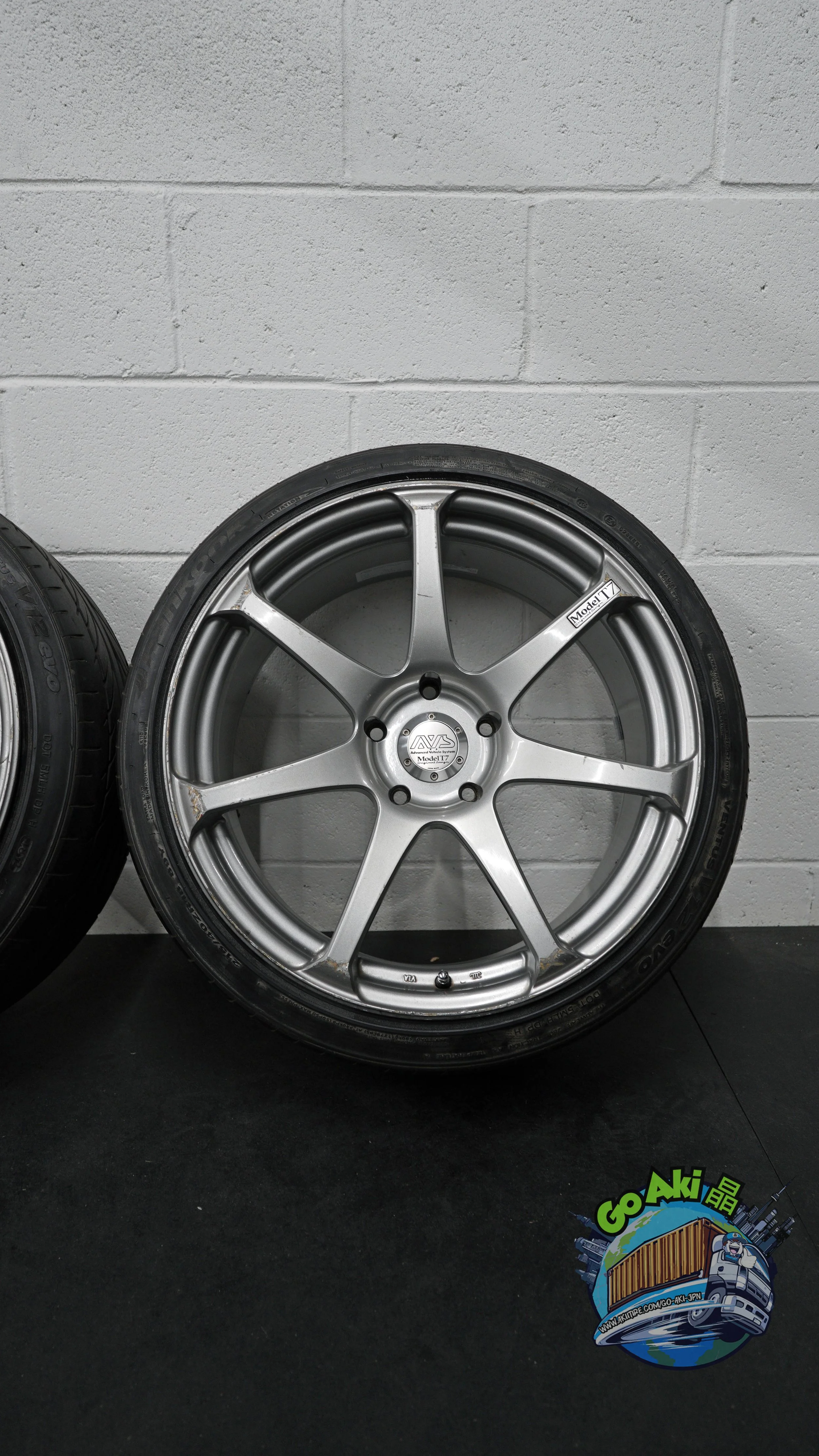 Yokohama AVS T7 Vertical.jpg