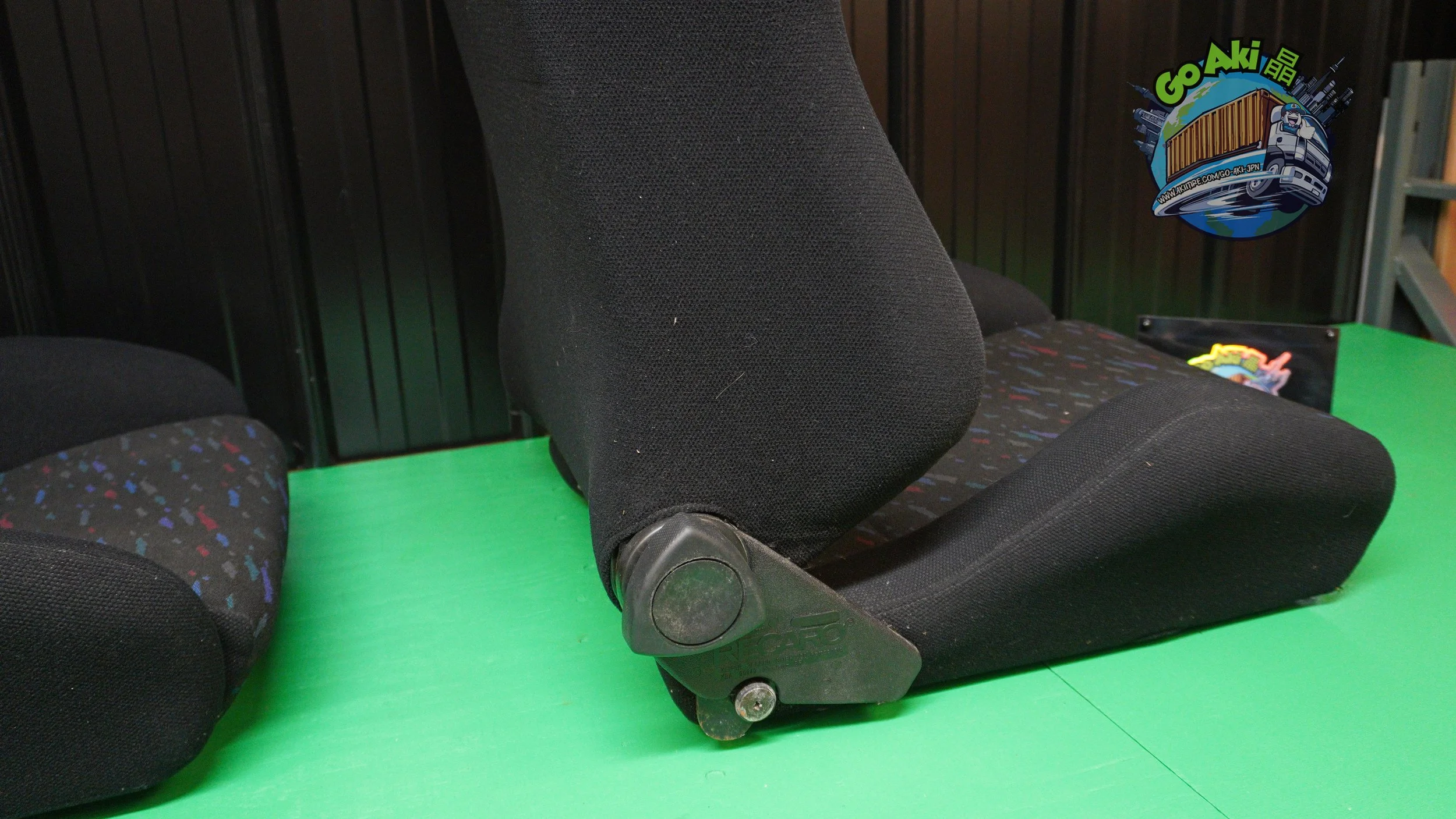 Recaro SR2 Lemans Pair(11).jpg