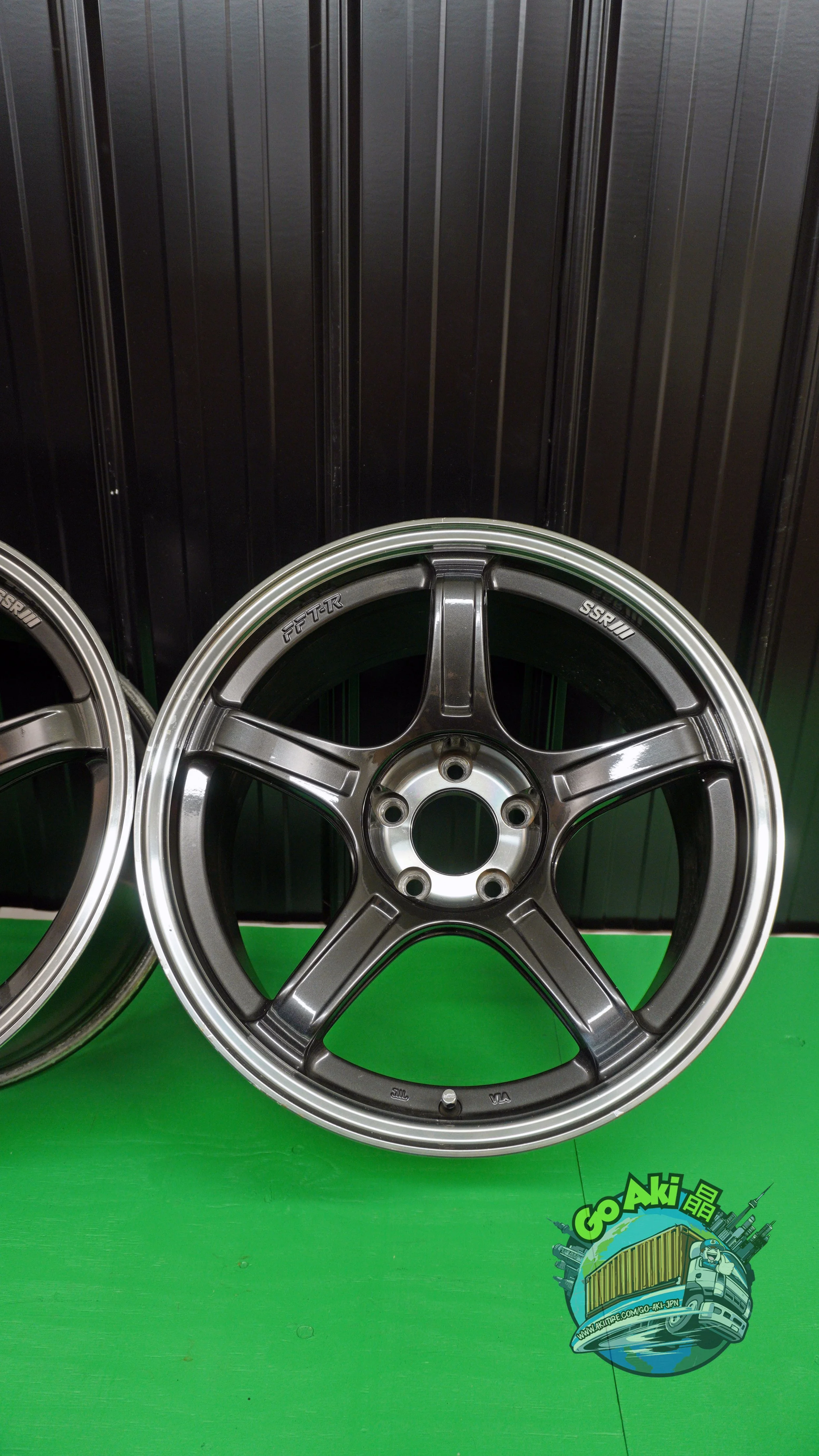 SSR GTX03 Pair Vertical(2).jpg