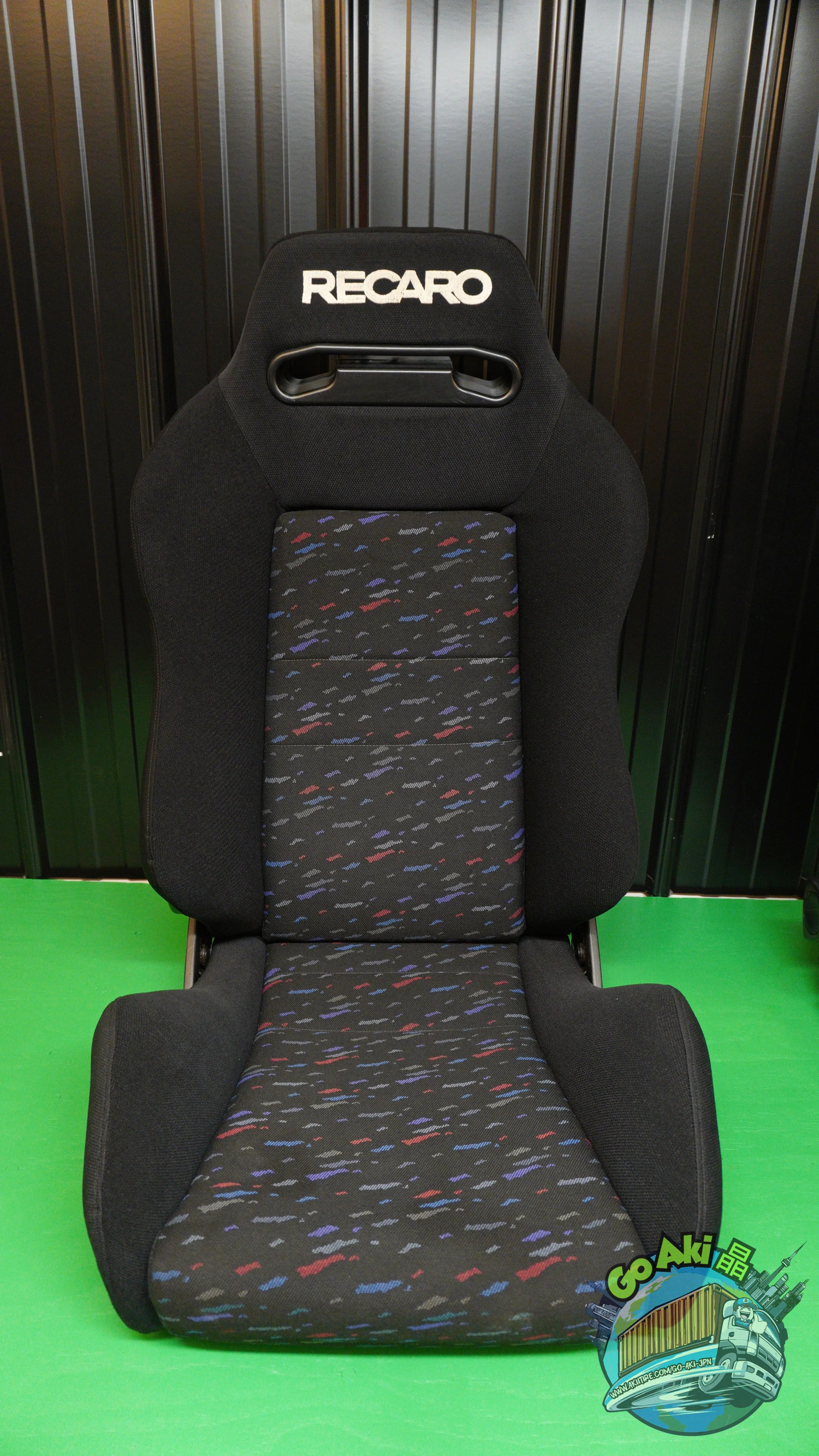 Recaro SR2 SR3 Lemans Pair Vertical.jpg