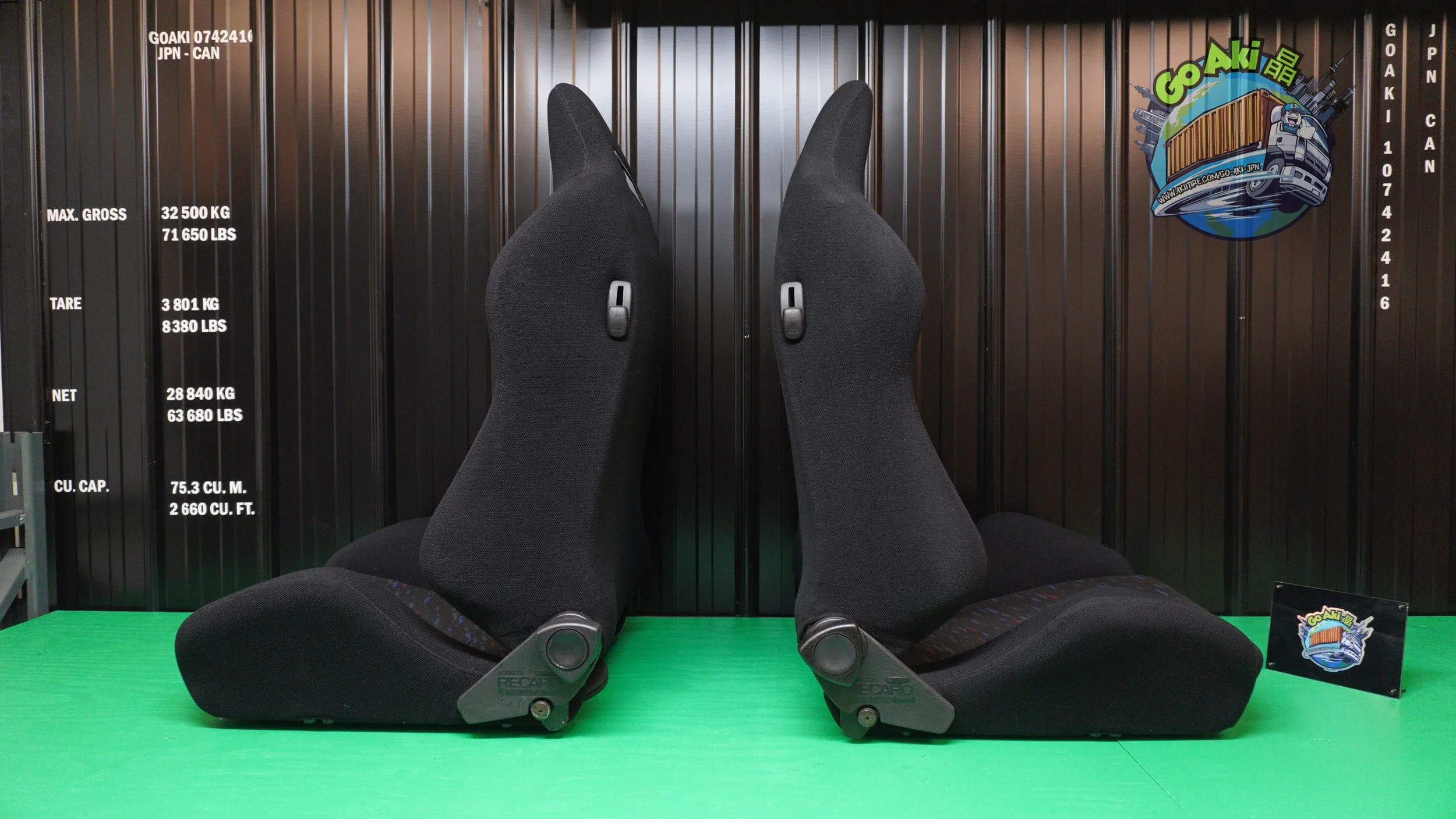 Recaro SR3 Lemans Pair(2).jpg