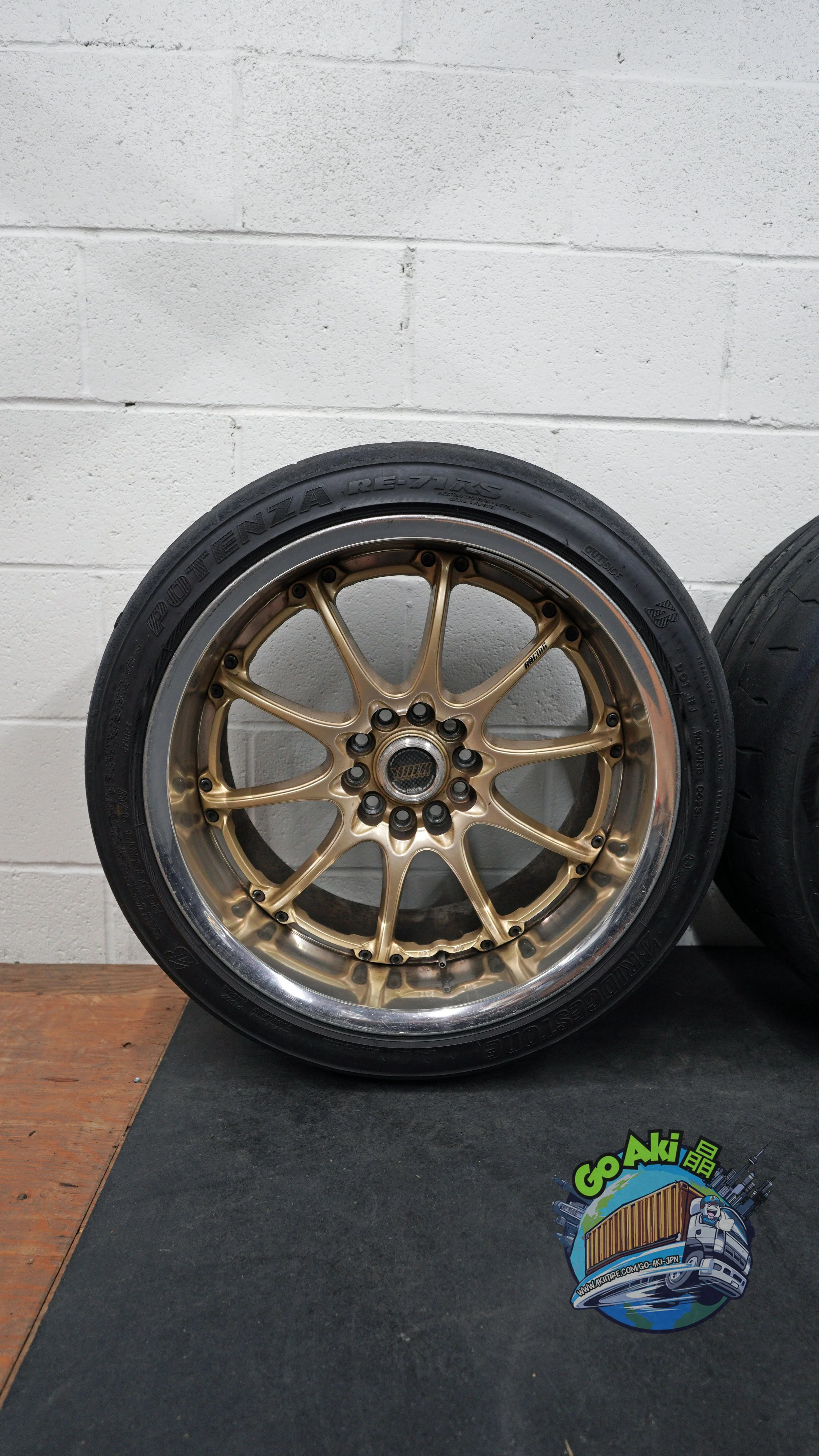 Volk GT-N Staggered Vertical(4).jpg
