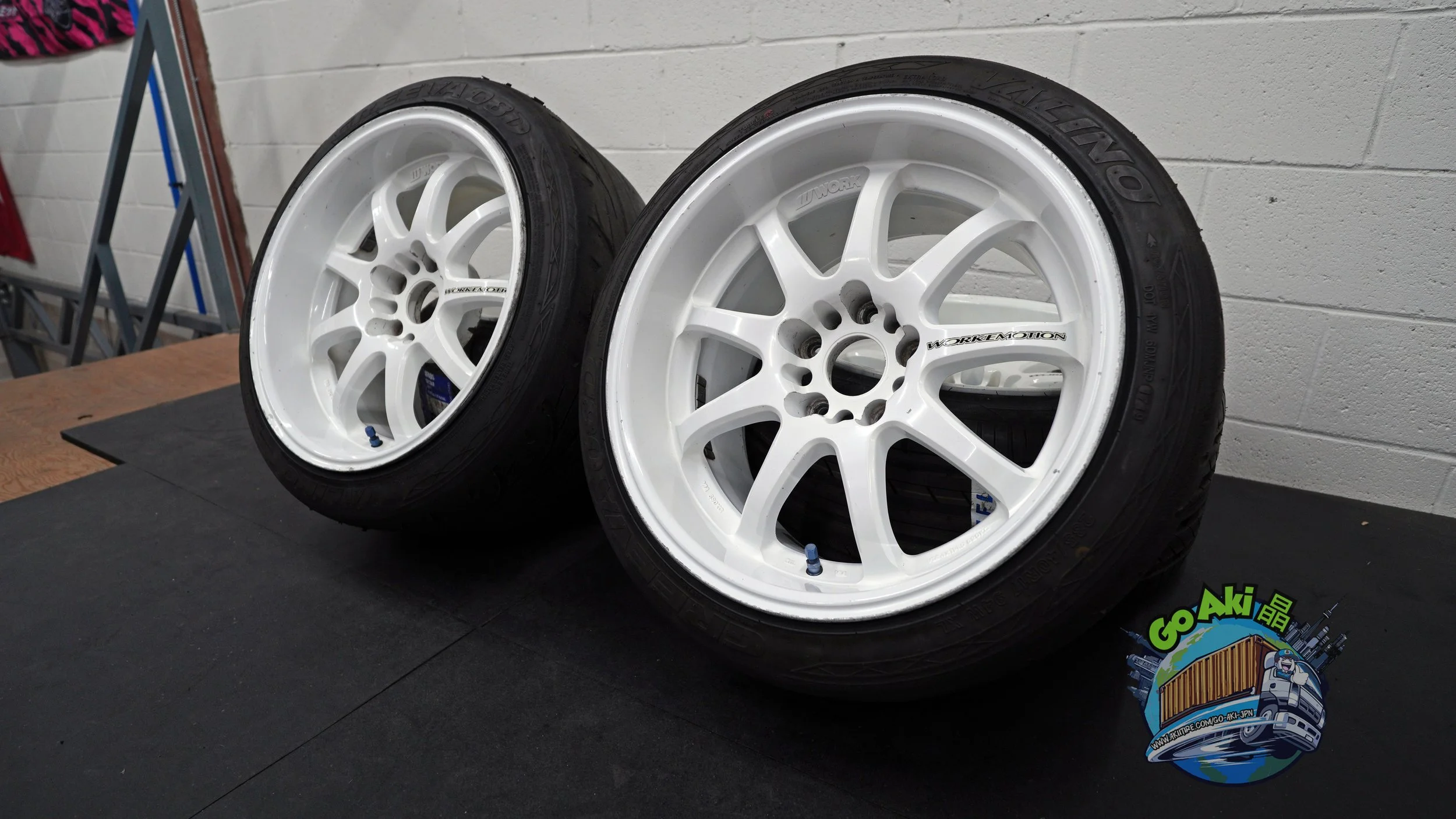 Work XD9 Staggered(11).jpg