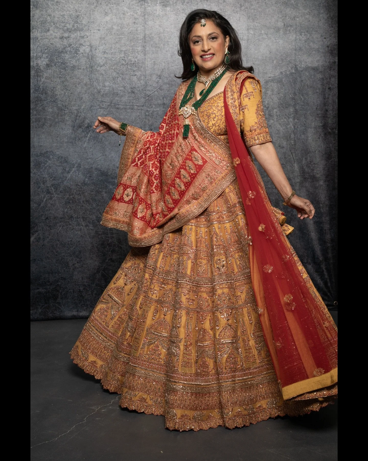 Honoring Legacy, Draped in Grace

For this radiant pair, Reeta and Vijay, this post-wedding photoshoot was more than a moment&mdash;it was a celebration of tradition and love, marking their integral place in their son&rsquo;s sacred milestone.

We cr