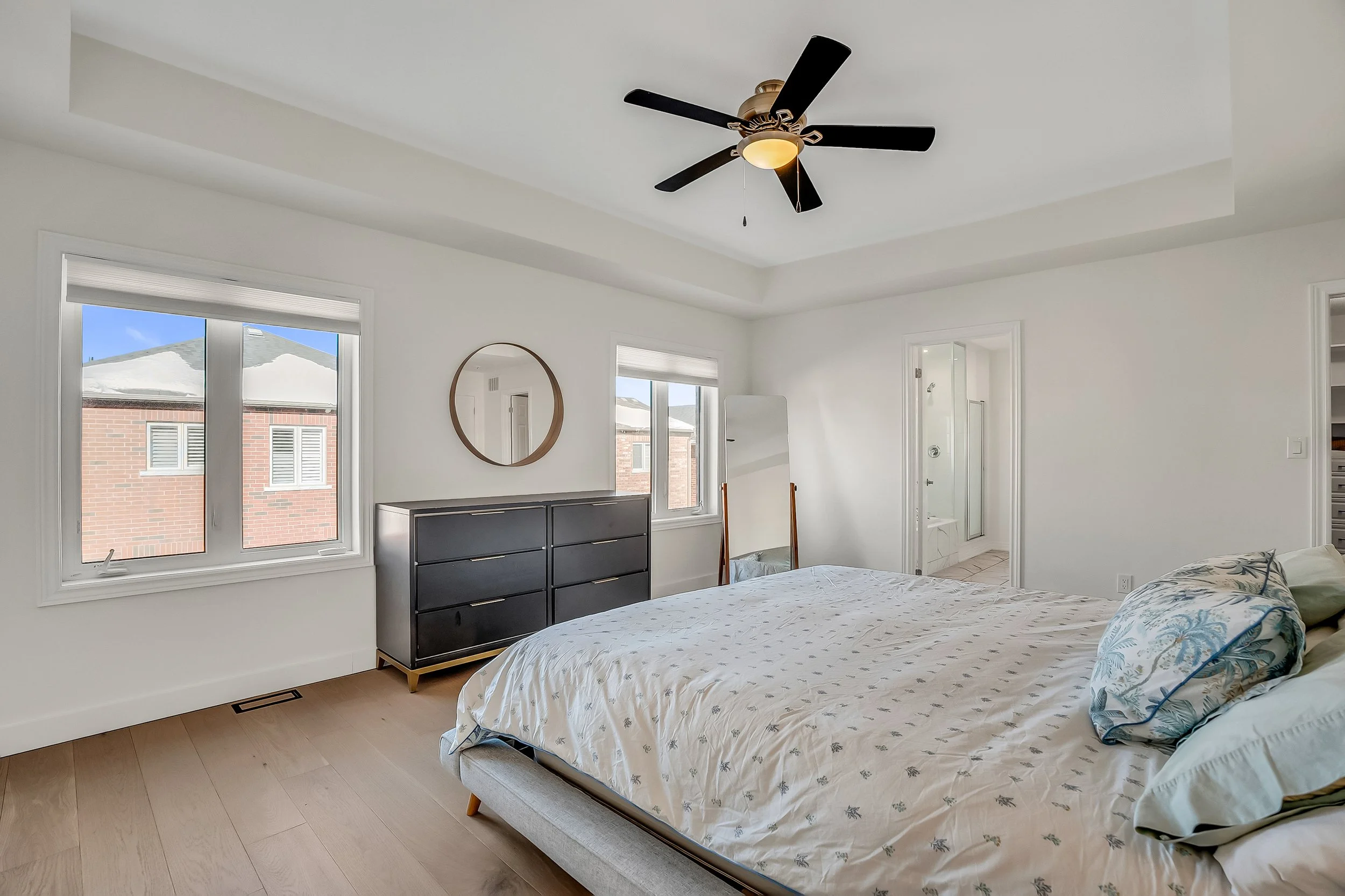 30_primary bed-4.jpg