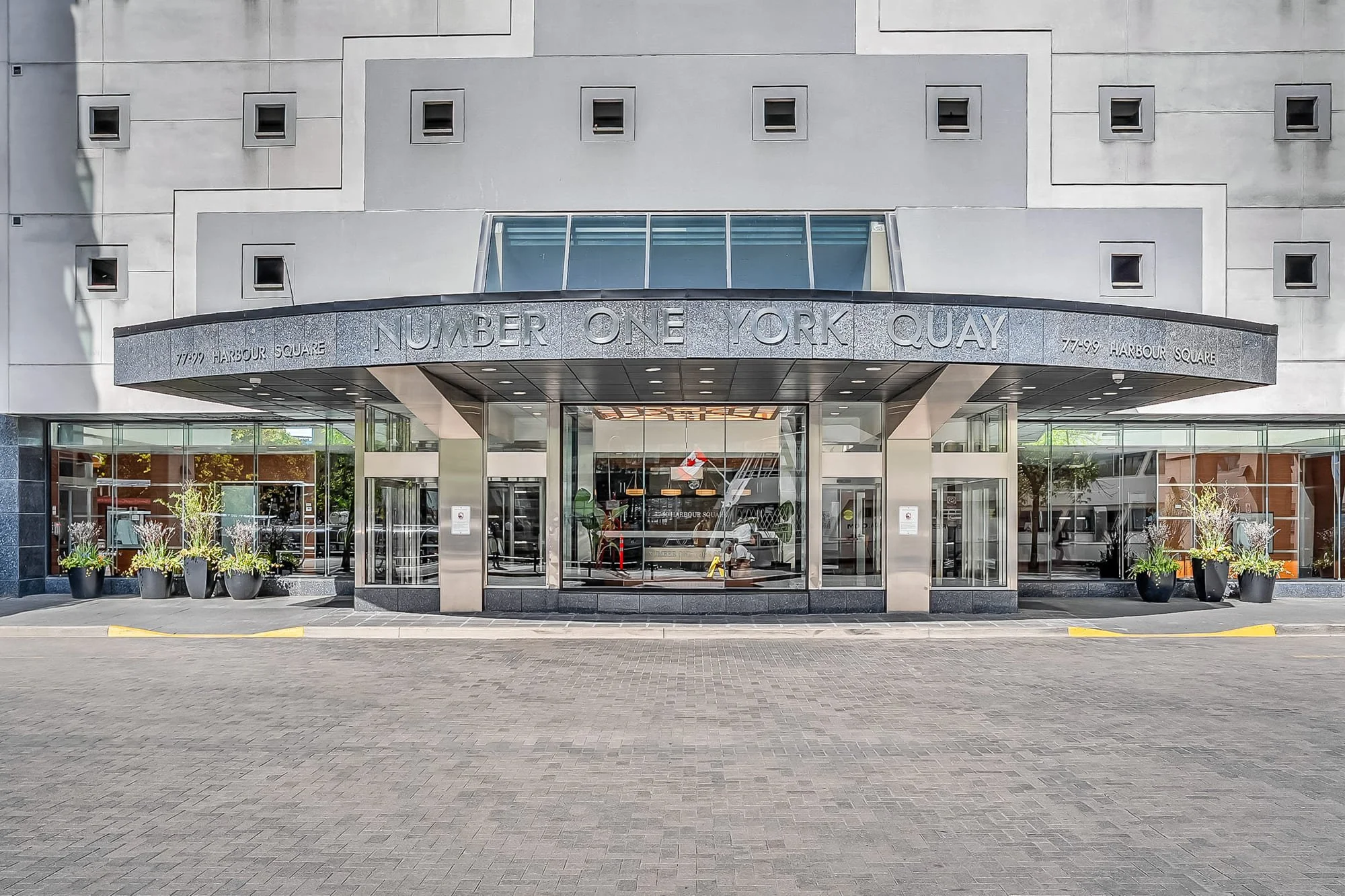 2_exterior-2.jpg