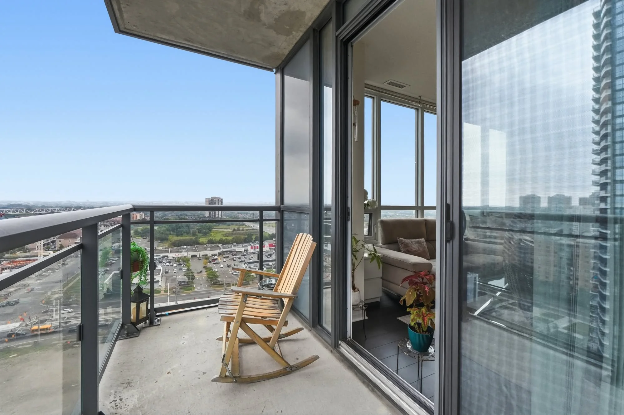 5025-four-springs-ave-condo-for-rent-mississauga-24.jpg