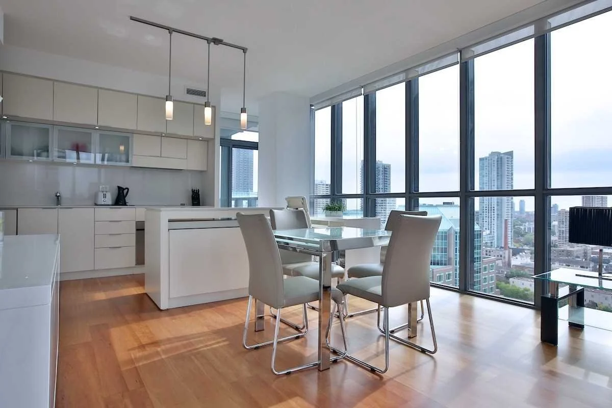 110-Charles-St-E-1903-condo-for-sale-8.jpg