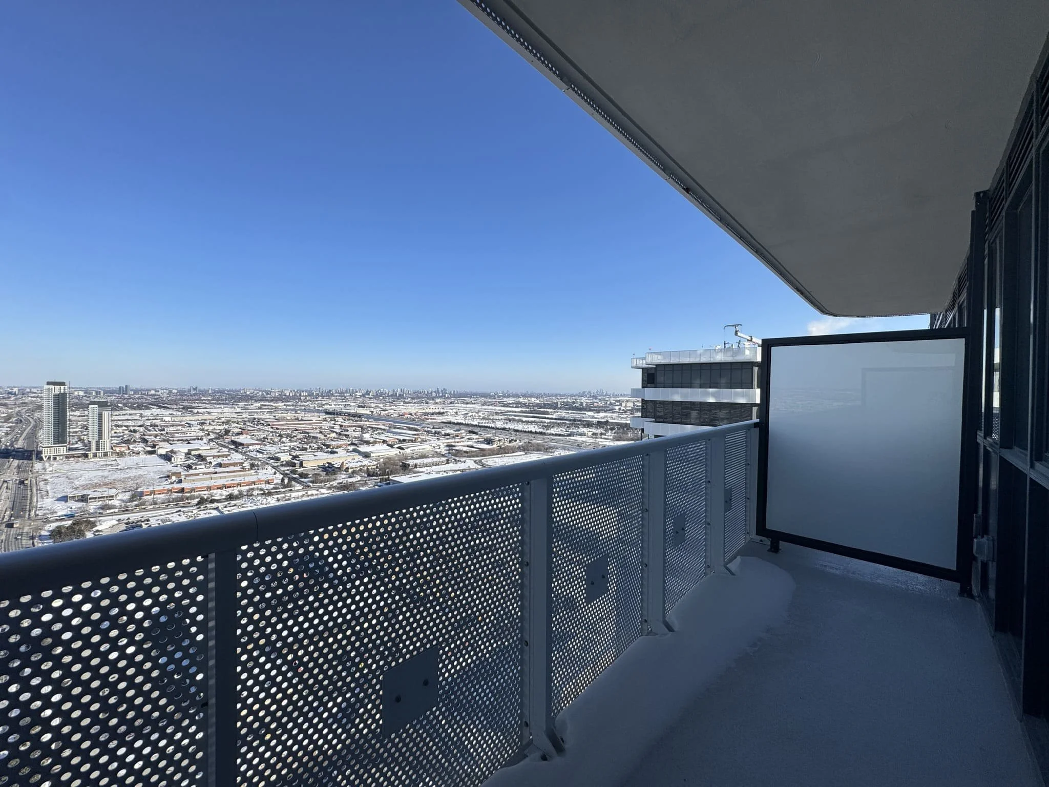8-Interchange-Way-Assignment-Sale-Unit-4807-balcony.jpg