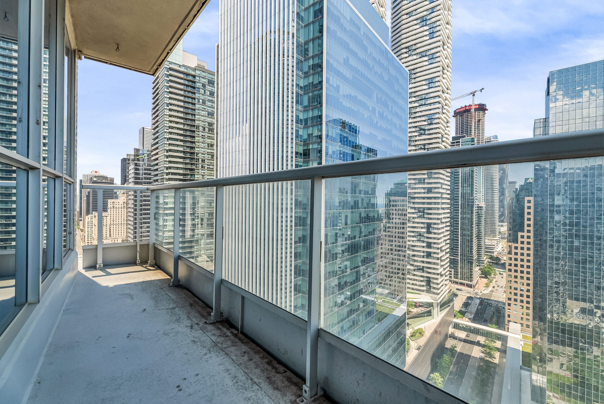 26-balcony1.jpg