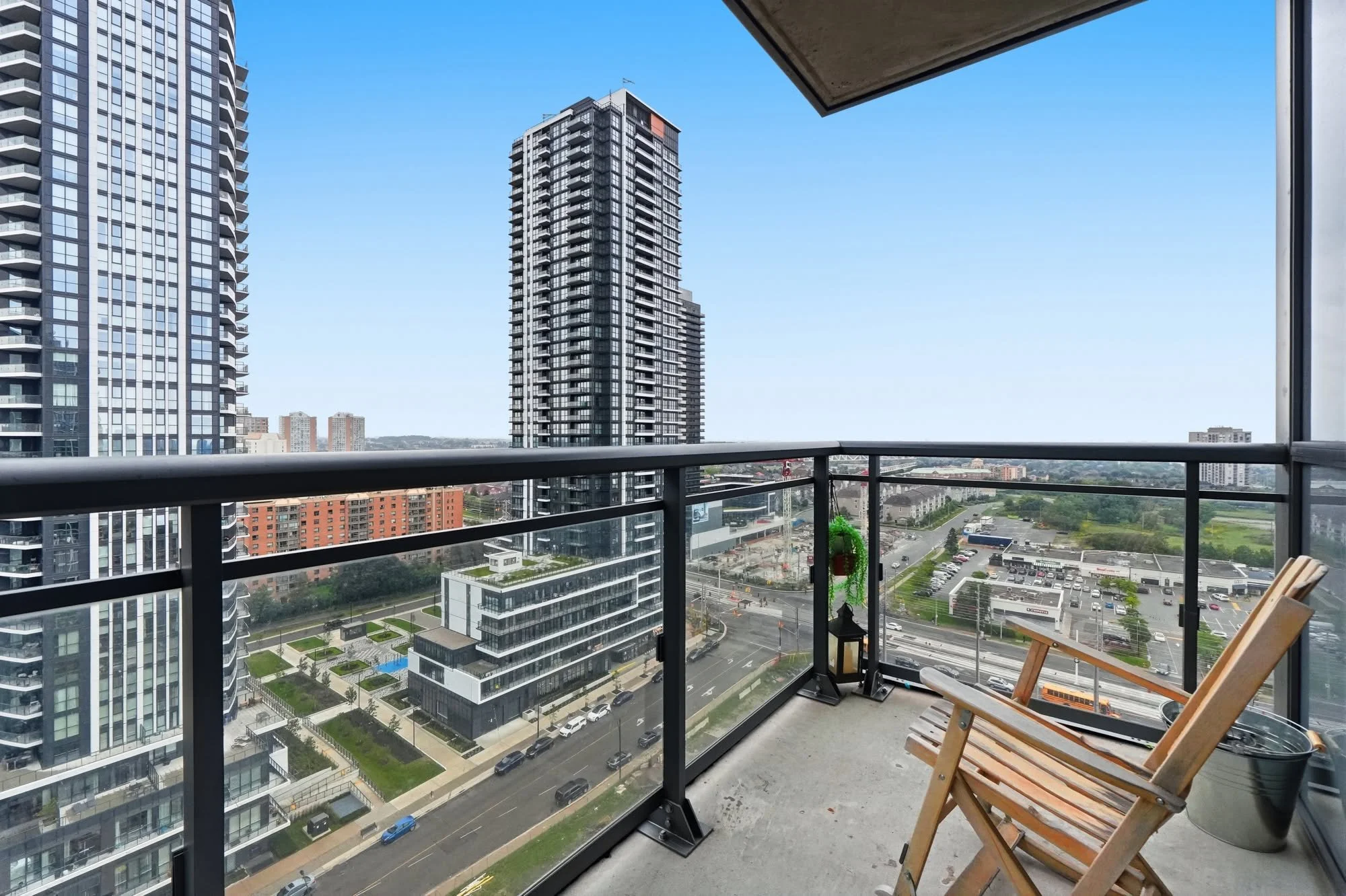 5025-four-springs-ave-condo-for-rent-mississauga-23.jpg