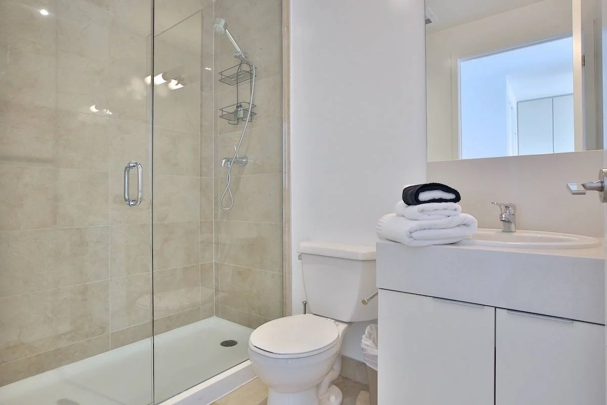 110-Charles-St-E-1903-condo-for-sale-21.jpg