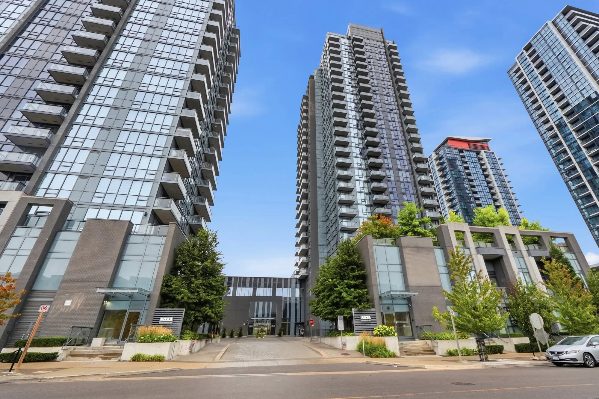 5025-four-springs-ave-condo-for-rent-mississauga-27.jpg