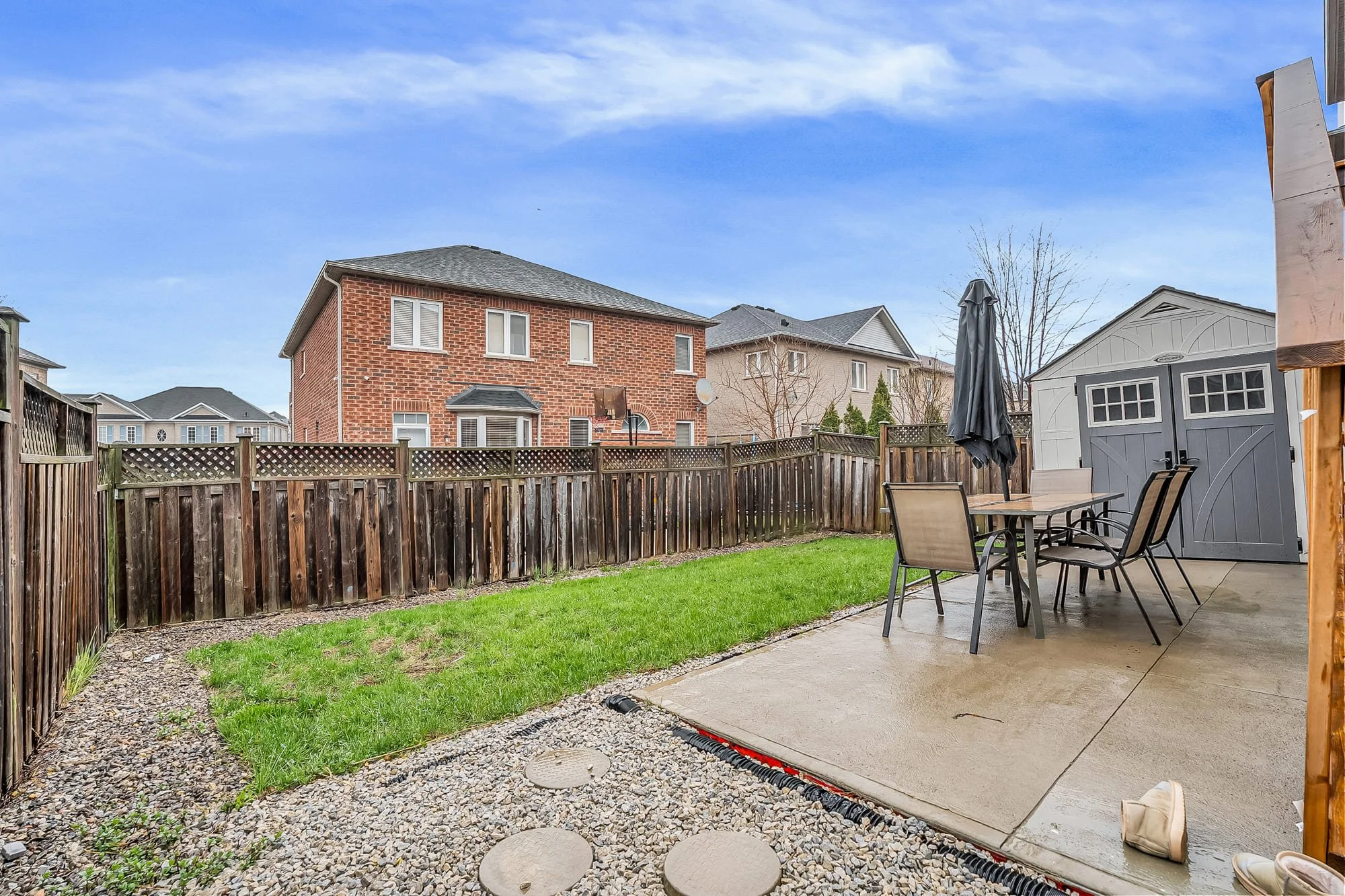 48_backyard-1.jpg