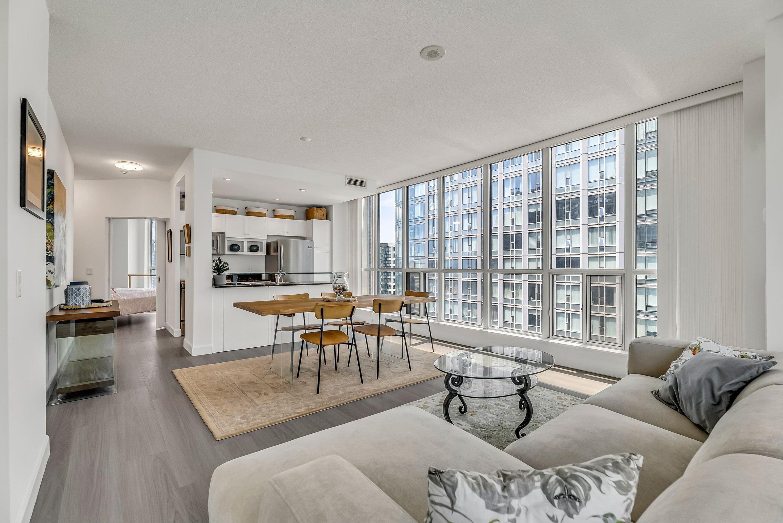 13-living & dining4.jpg
