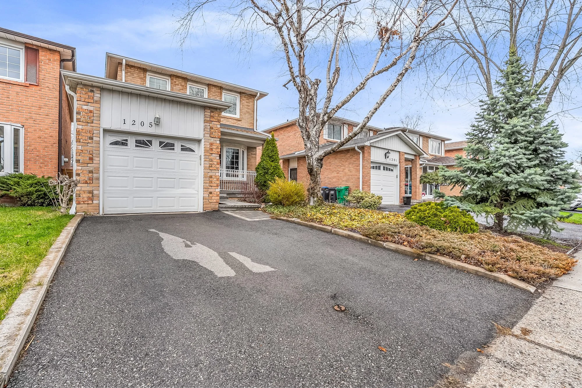 4_exterior front-4.jpg