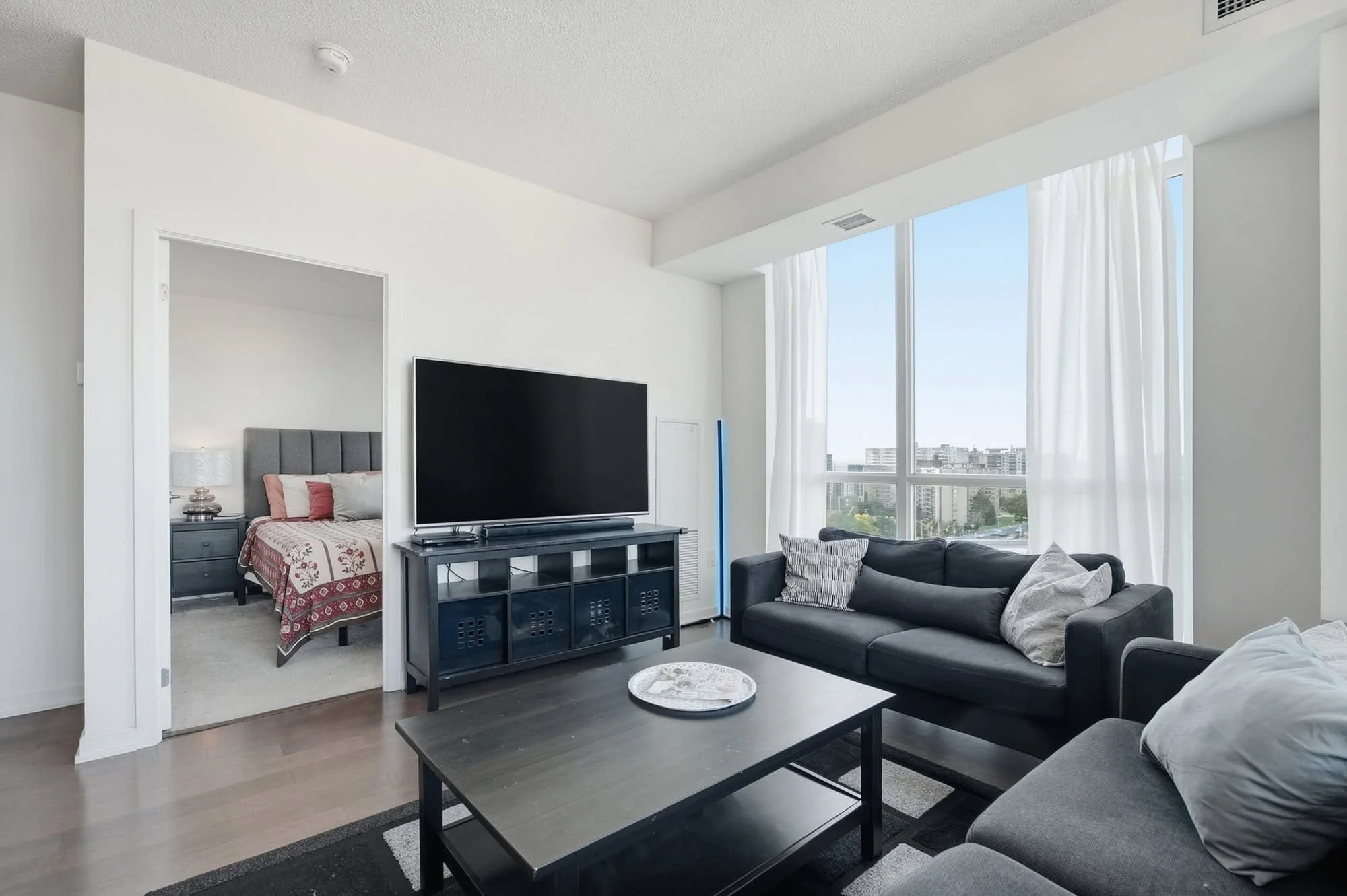 70-forest-manor-rd-1012-condo-for-sale-3.jpg