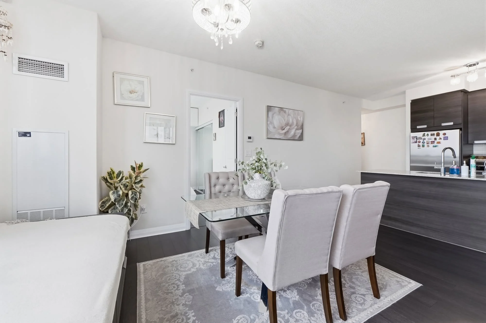 5025-four-springs-ave-condo-for-rent-mississauga-12.jpg
