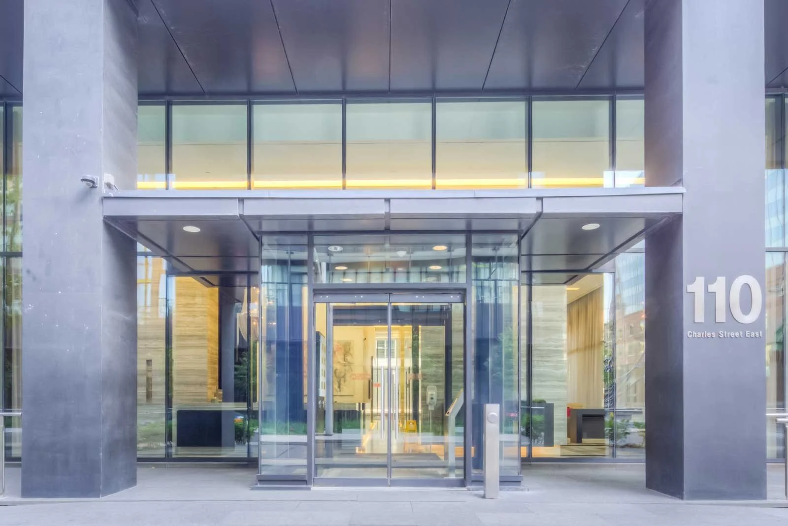 110-Charles-St-E-1903-condo-for-sale-30.jpg