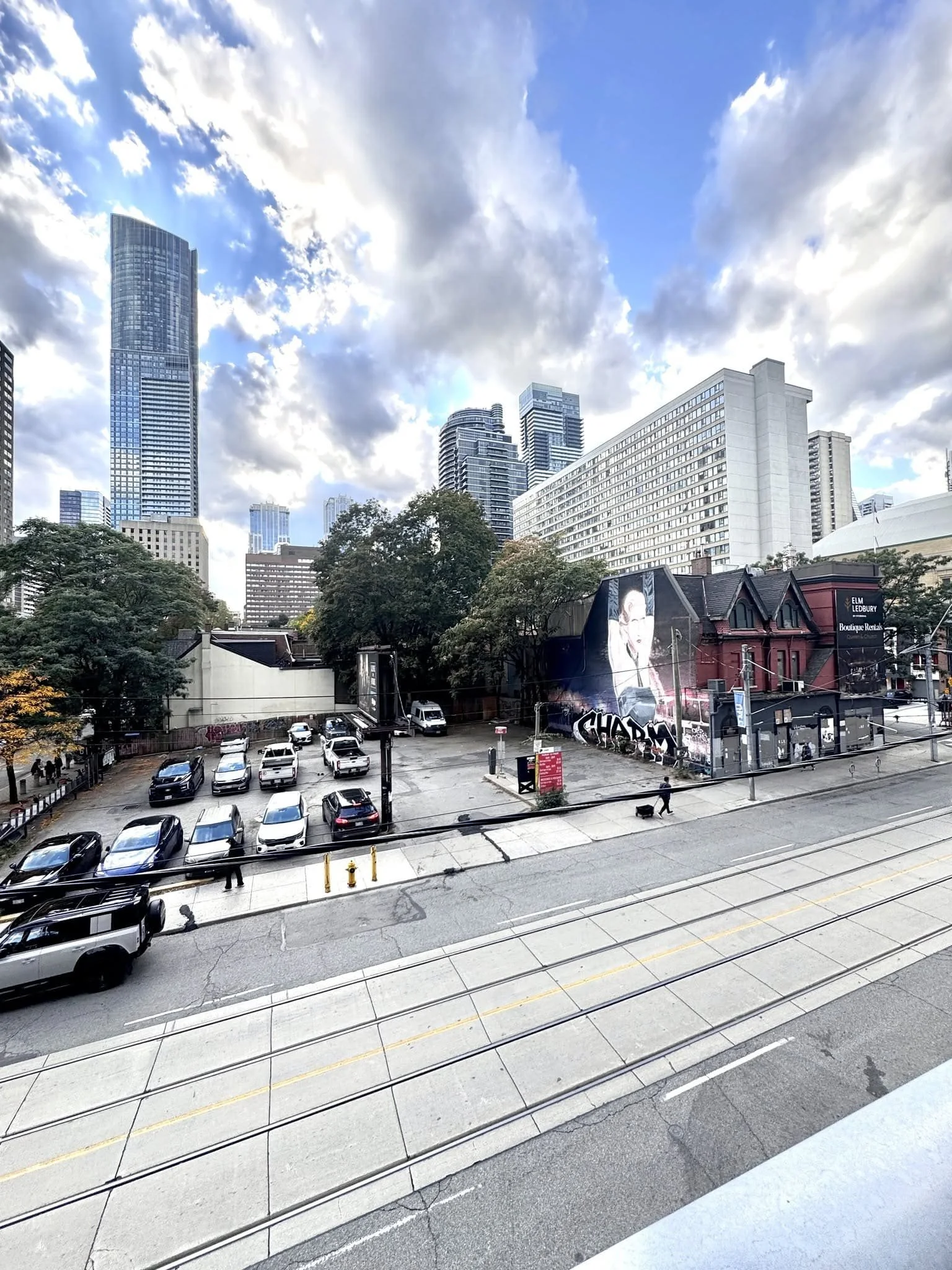 365-church-st-condo-for-rent-toronto-downtown-14.jpg