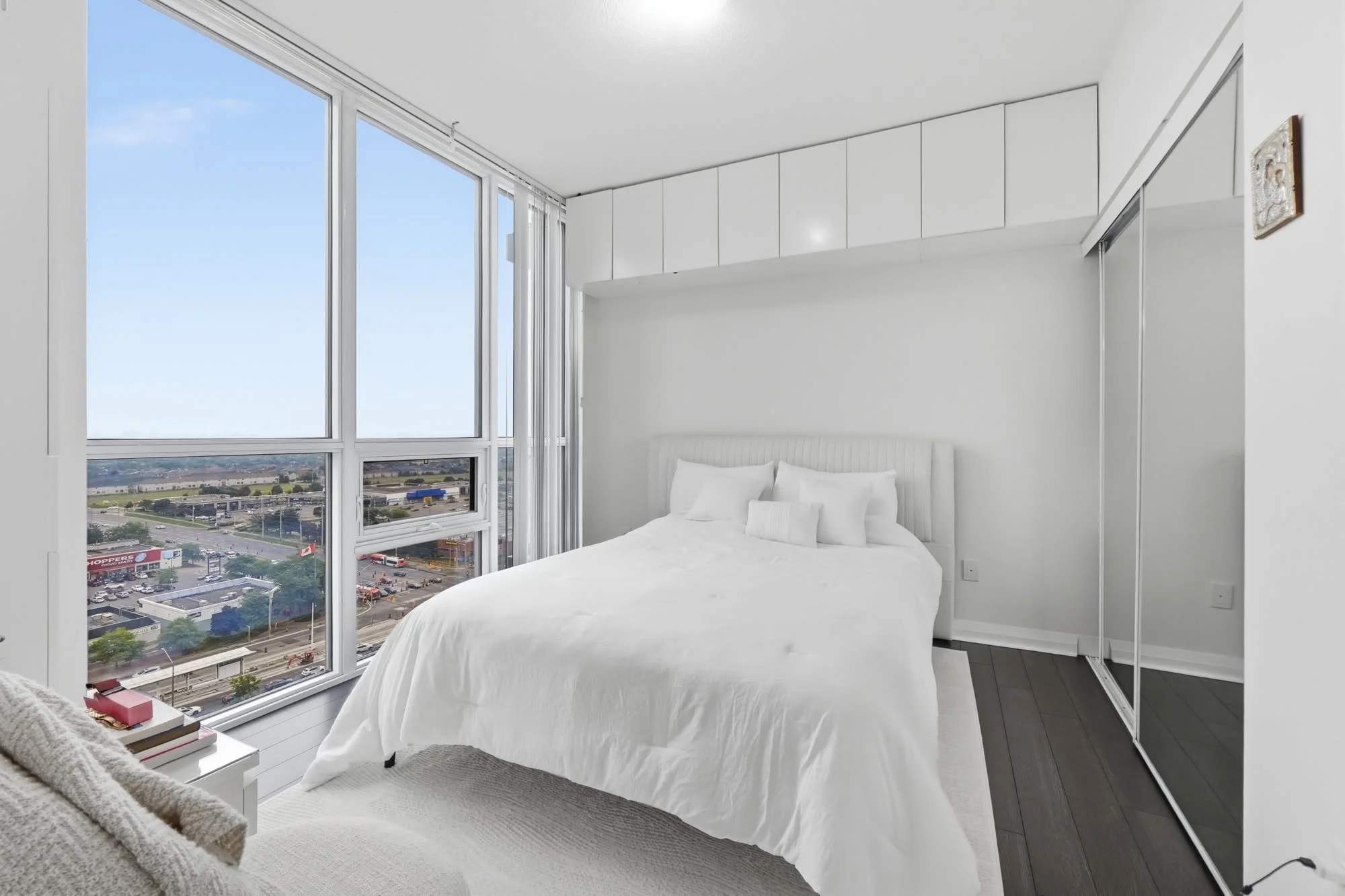 5025-four-springs-ave-condo-for-rent-mississauga-15.jpg