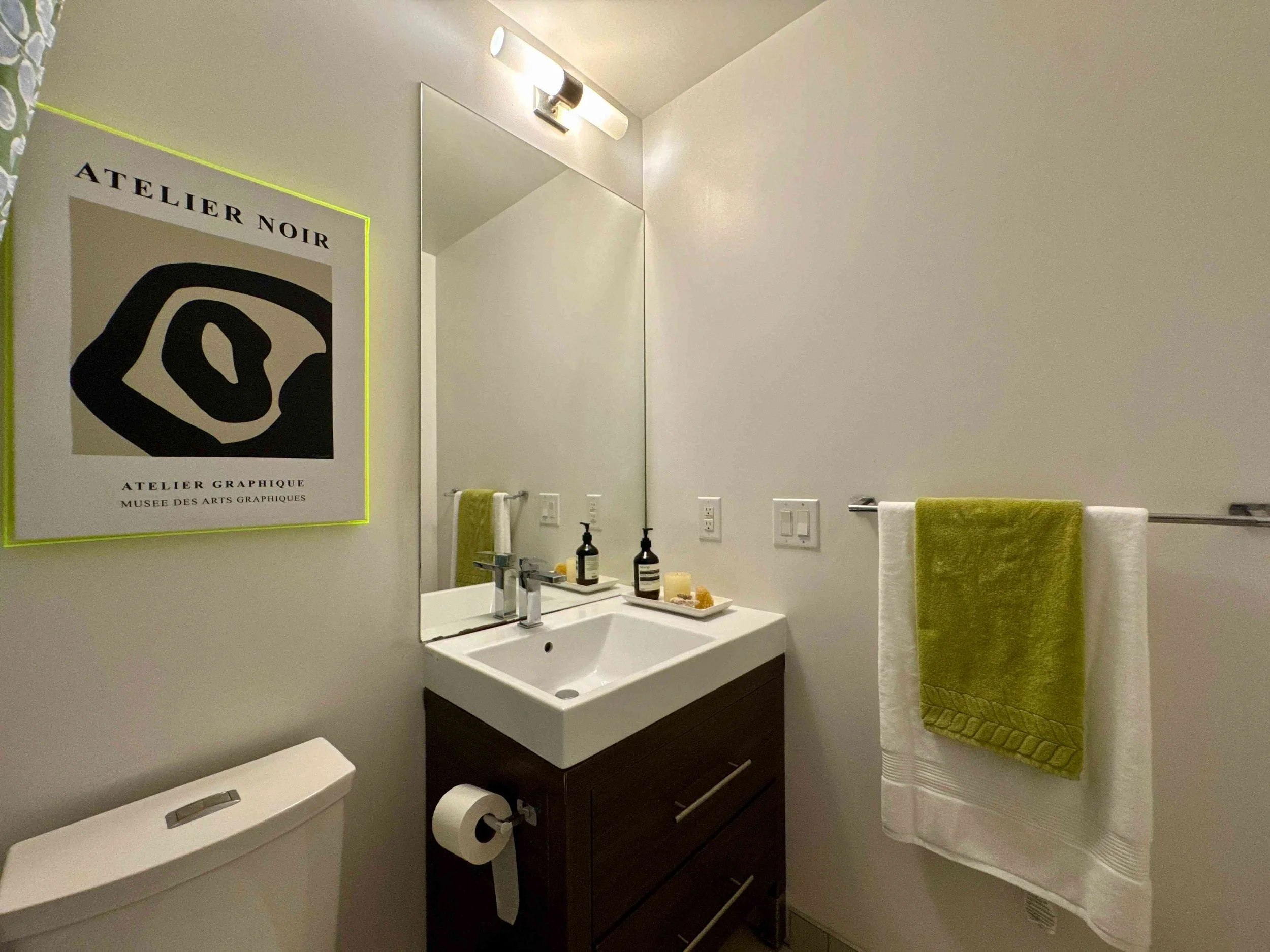 Bathroom design in condo for sale at 70 Forest Manor Rd Toronto