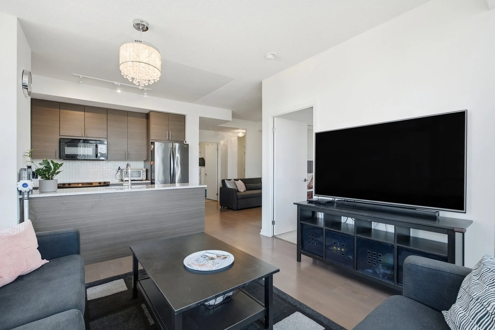 70-forest-manor-rd-1012-condo-for-sale-2.jpg