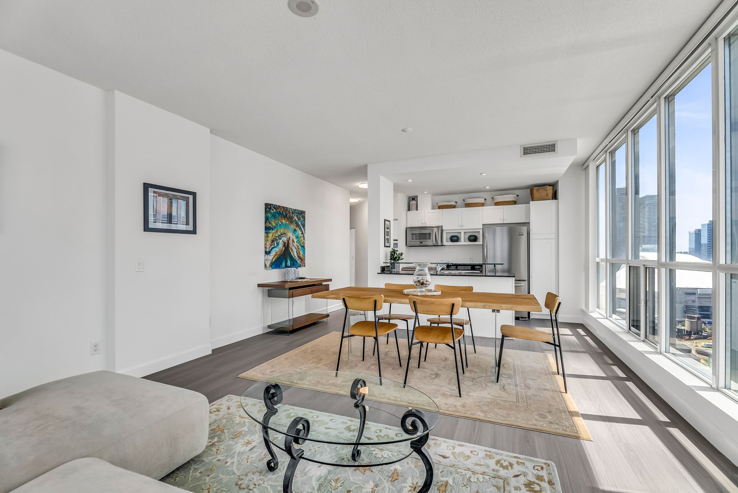 14-living & dining5.jpg