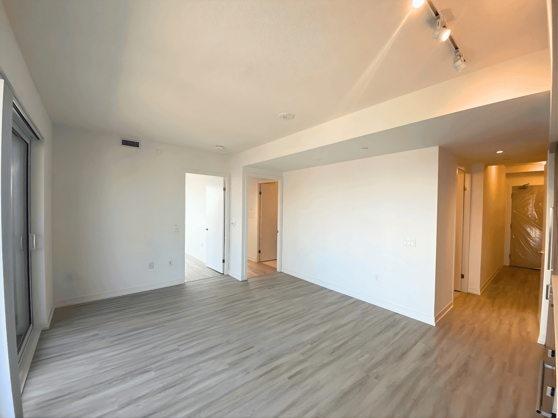 55-cooper-st-condo-for-sale-7.png