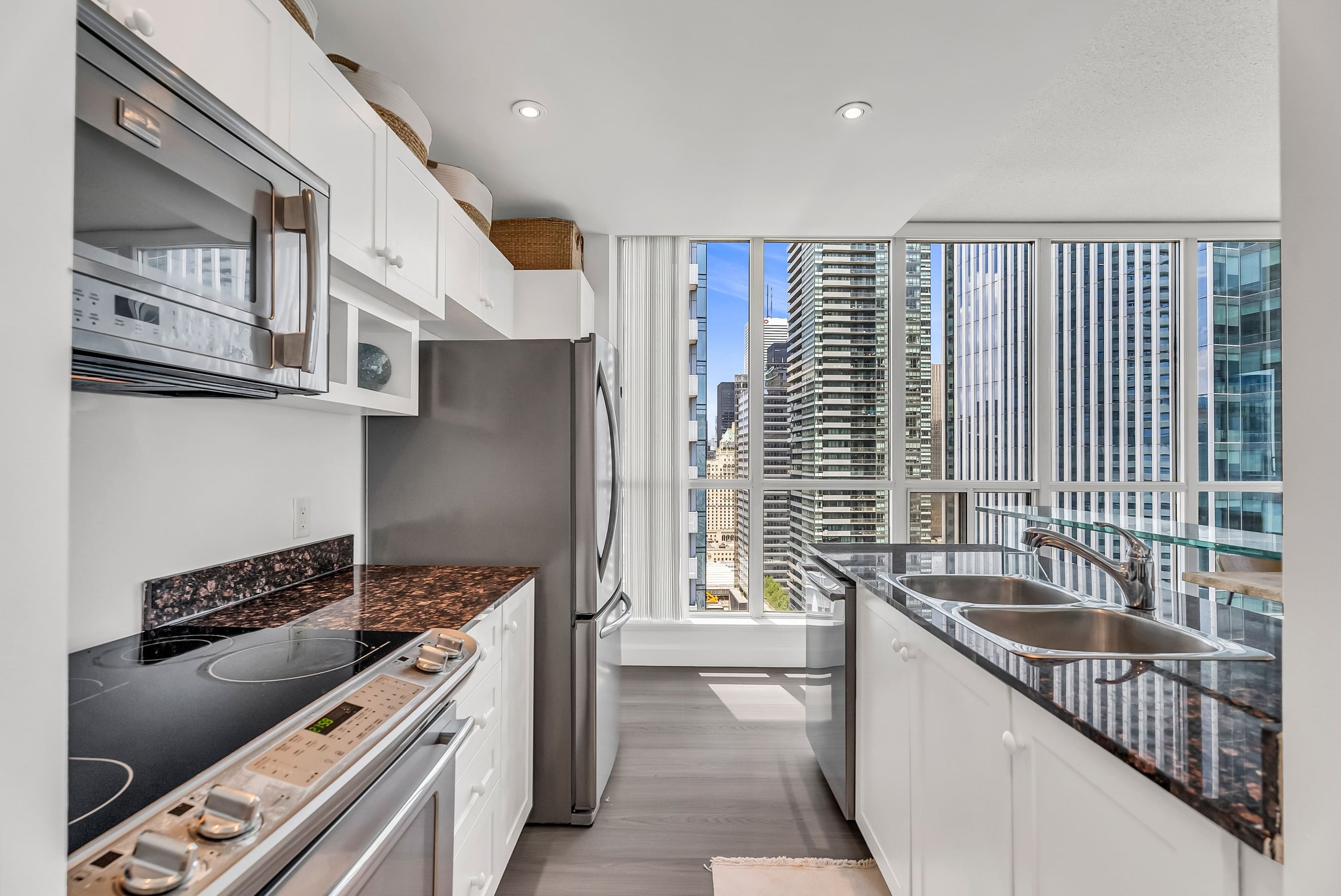 25-kitchen6.jpg