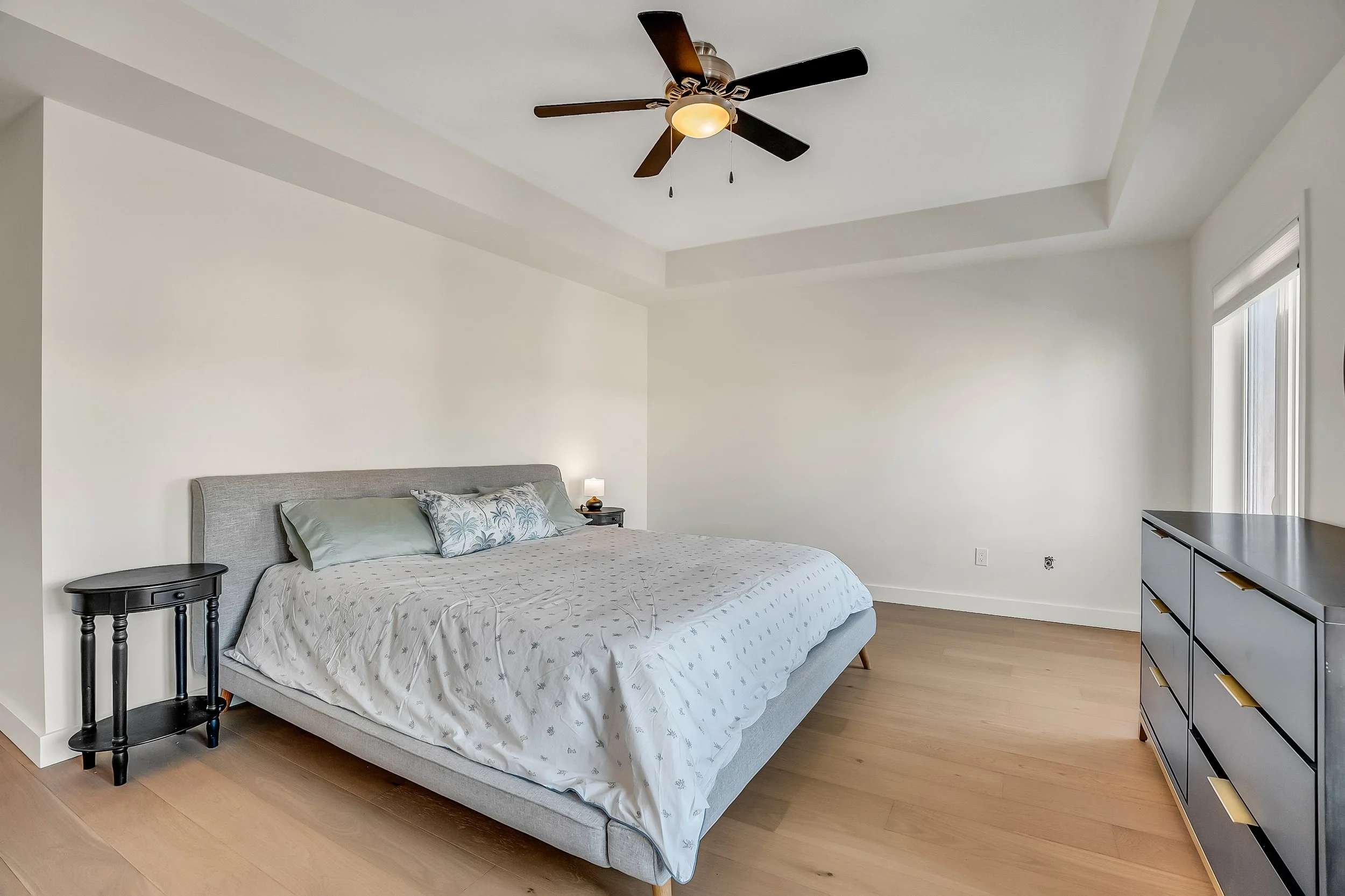 28_primary bed-2.jpg