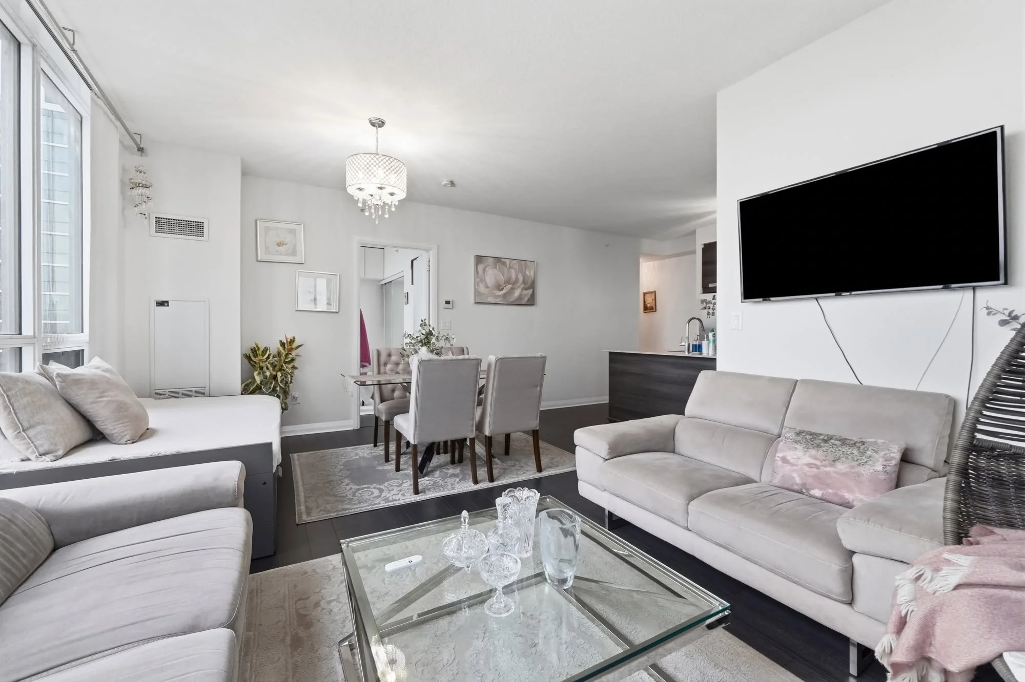5025-four-springs-ave-condo-for-rent-mississauga-4.jpg
